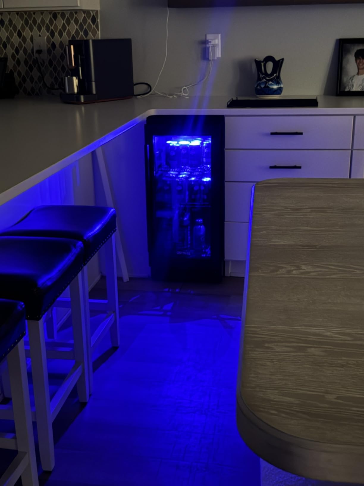 ORYMUSE 12 Bottle Mini Wine Fridge with Lock, Freestanding Compressor Wine Cooler Refrigerator, 10.7 Inch Wide Compact Wine Chiller with Glass Door, 41°F-64°F Digital Temperature Control, Black customer photo 1
