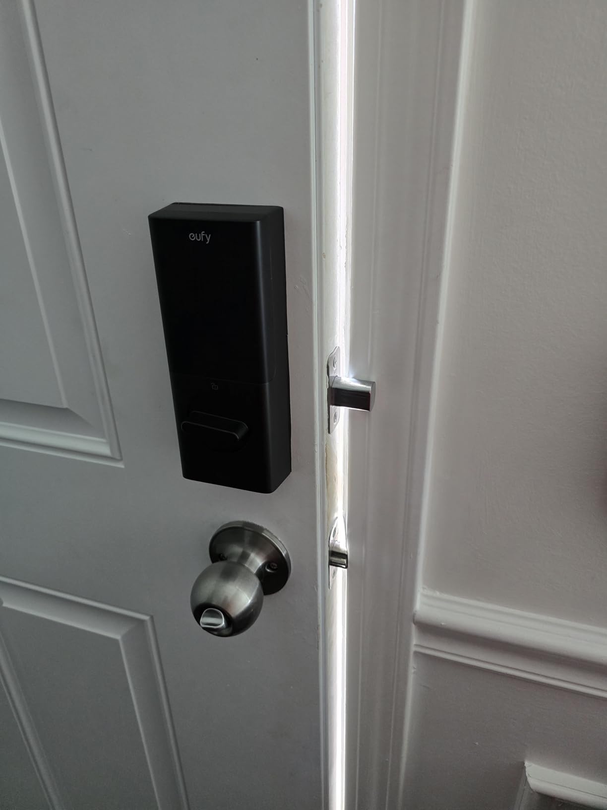 eufy Security Smart Lock E31, Fingerprint Keyless Entry Door Lock | 10000mAh Battery, Built-in Wi-Fi, App Control, Supports Matter, Apple Home, Alexa, Auto Lock, Front Door Smart Lock Deadbolt customer photo 2