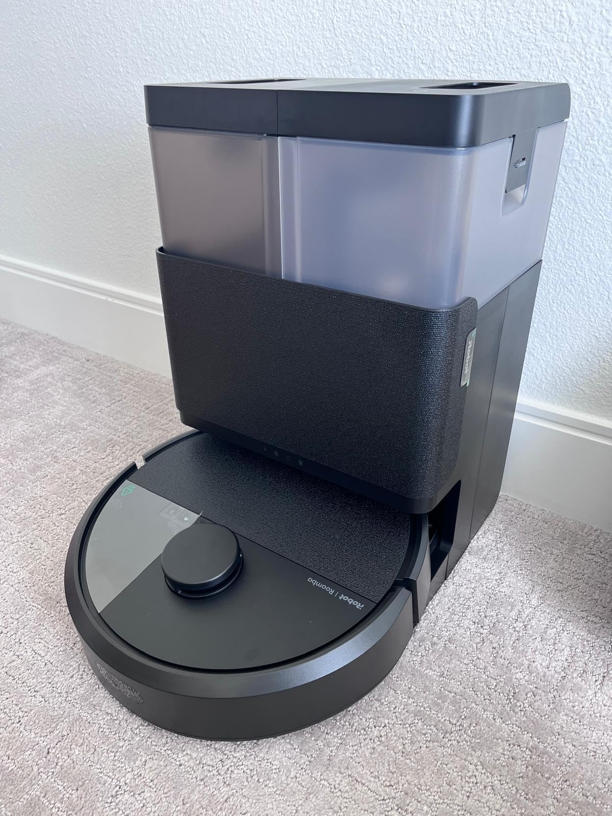 iRobot Roomba Plus 405 (G181) 2in1 Vacuum & Mop Robot with AutoWash Dock - Dual Spinning, Smart & Fast Mapping, Ideal for Pet Hair, Self-Empties 75 Days, Intense Suction, Pad Washing & Drying customer photo 1