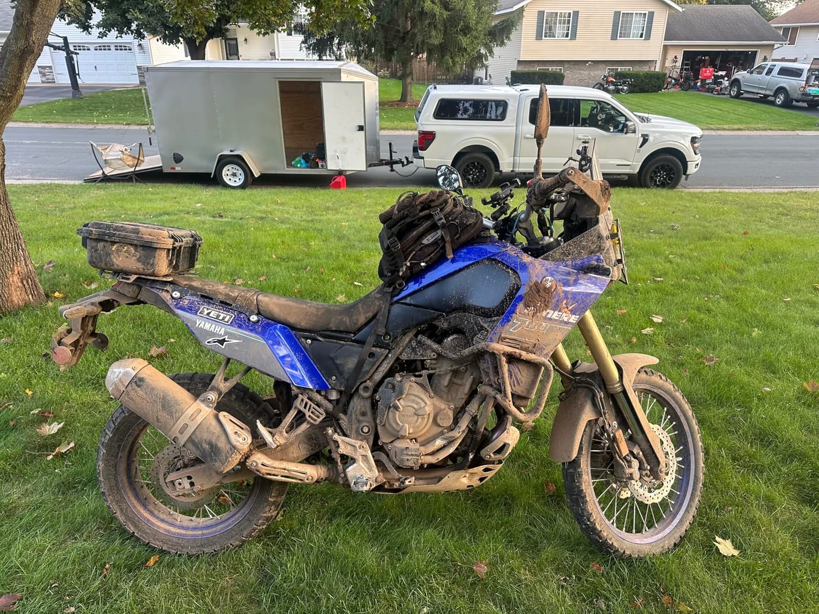 Rhinowalk motorcycle tank bag backpack, separate water bag, duffel bag with molle system, fits most adventure and sport motorcycle frames customer photo 2