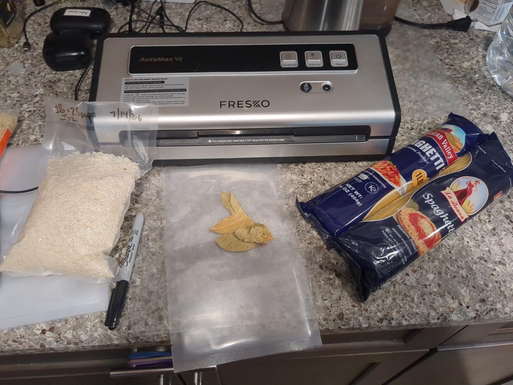 FRESKO Vacuum Sealer Machine with Automatic Bag Detection, Compact Design customer photo 2