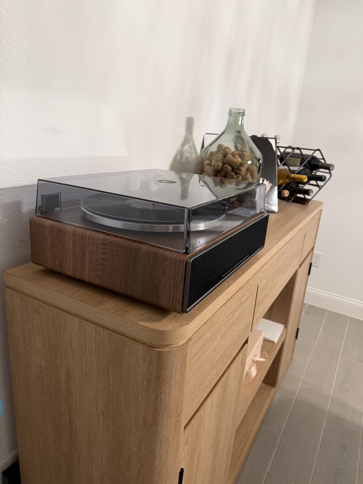 1 BY ONE HiFi Vinyl Record Player with Bluetooth Input, Piano Lacquer Grey | Built-in Speakers, AT-3600L Cartridge, Belt Drive Turntable customer photo 2