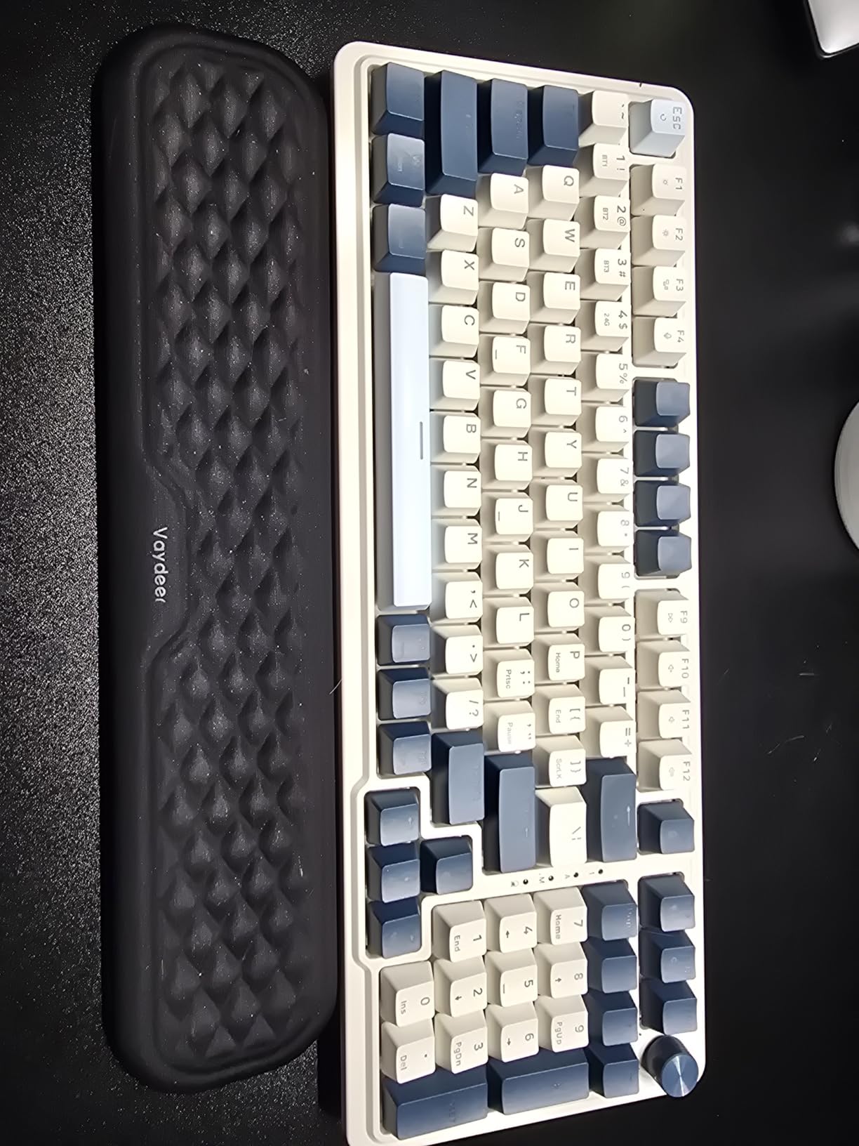 Redragon K686 PRO Wireless RGB Gasket Gaming Mechanical Keyboard, Easy Knob | Multi-Function Control Wheel, 0-Delay Tri-Mode, Cushioned 5-Layer Noise Dampening for Creamy Thocky Sound, Practical 98 Keys customer photo 2