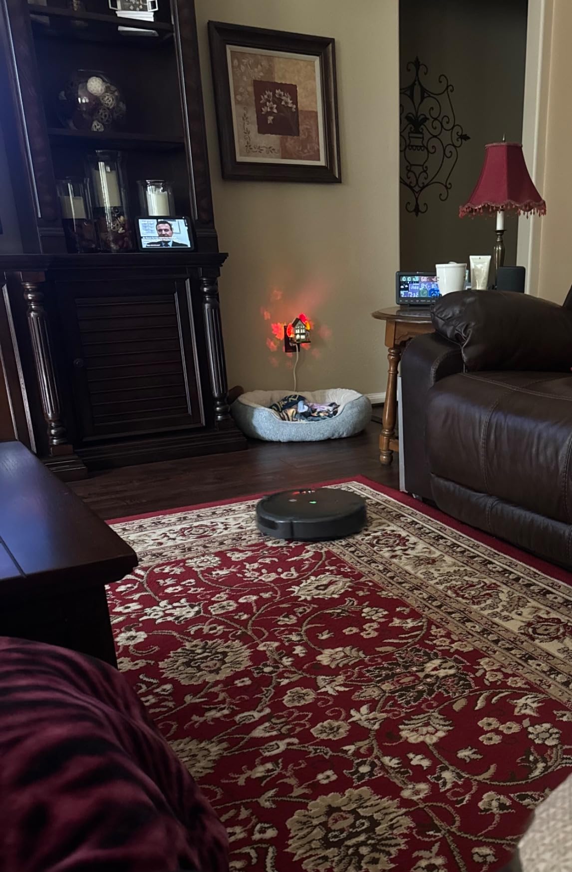 iRobot Roomba 105 Vac Robot Vacuum - Easy to use, Intense Power-Lifting Suction, LiDAR Navigation, Multi-Surface Cleaning, Cleans in Neat Rows, Self-Charging | LiDAR navigation, power-lifting suction customer photo 1