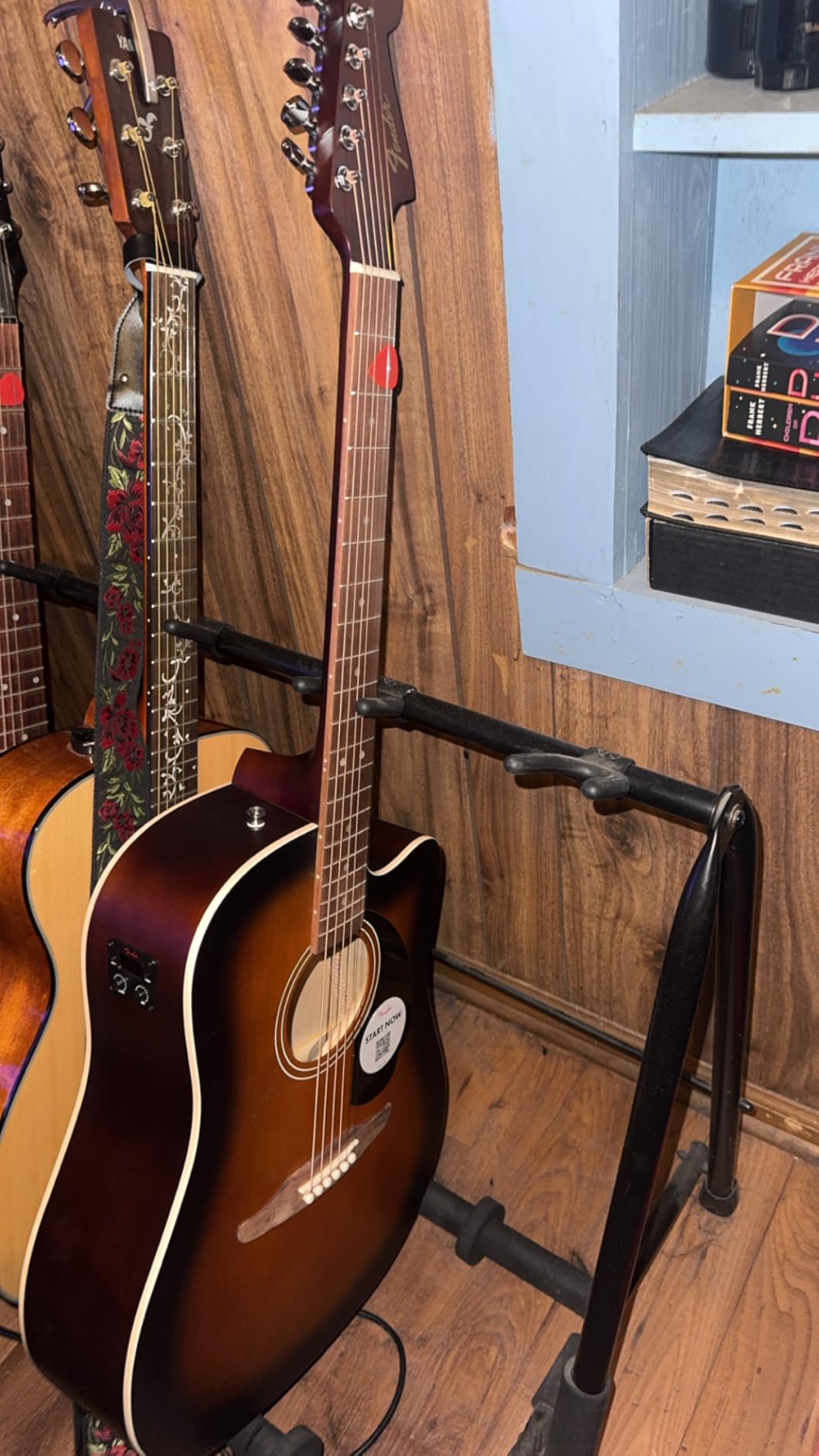 Fender California Debut Redondo CE Series Beginner Acoustic Guitar, Sunburst customer photo 2