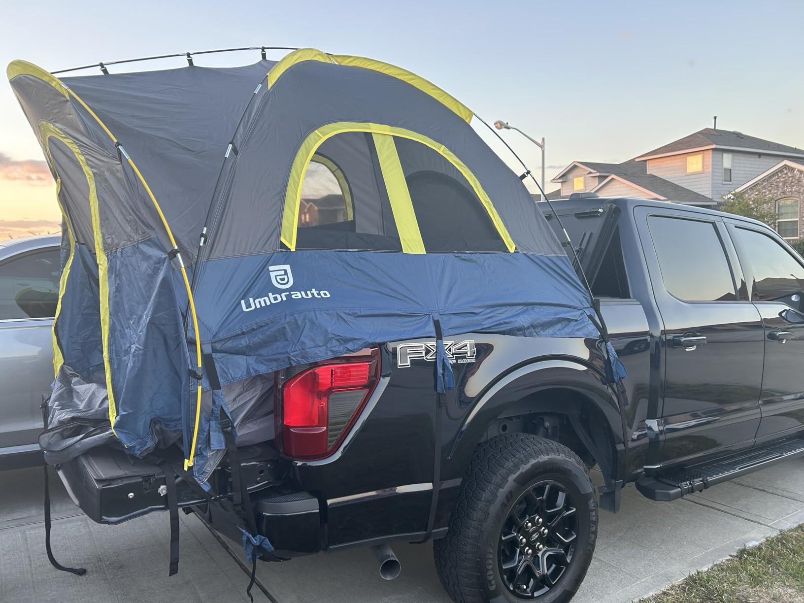 Truck Bed Tent 5.5-6ft: Easy Set Up Umburato Pickup Truck Tents for Camping, Waterproof PU3000mm Canopy for Truck Camper, Portable, Spacious for 2 Person Green customer photo 1