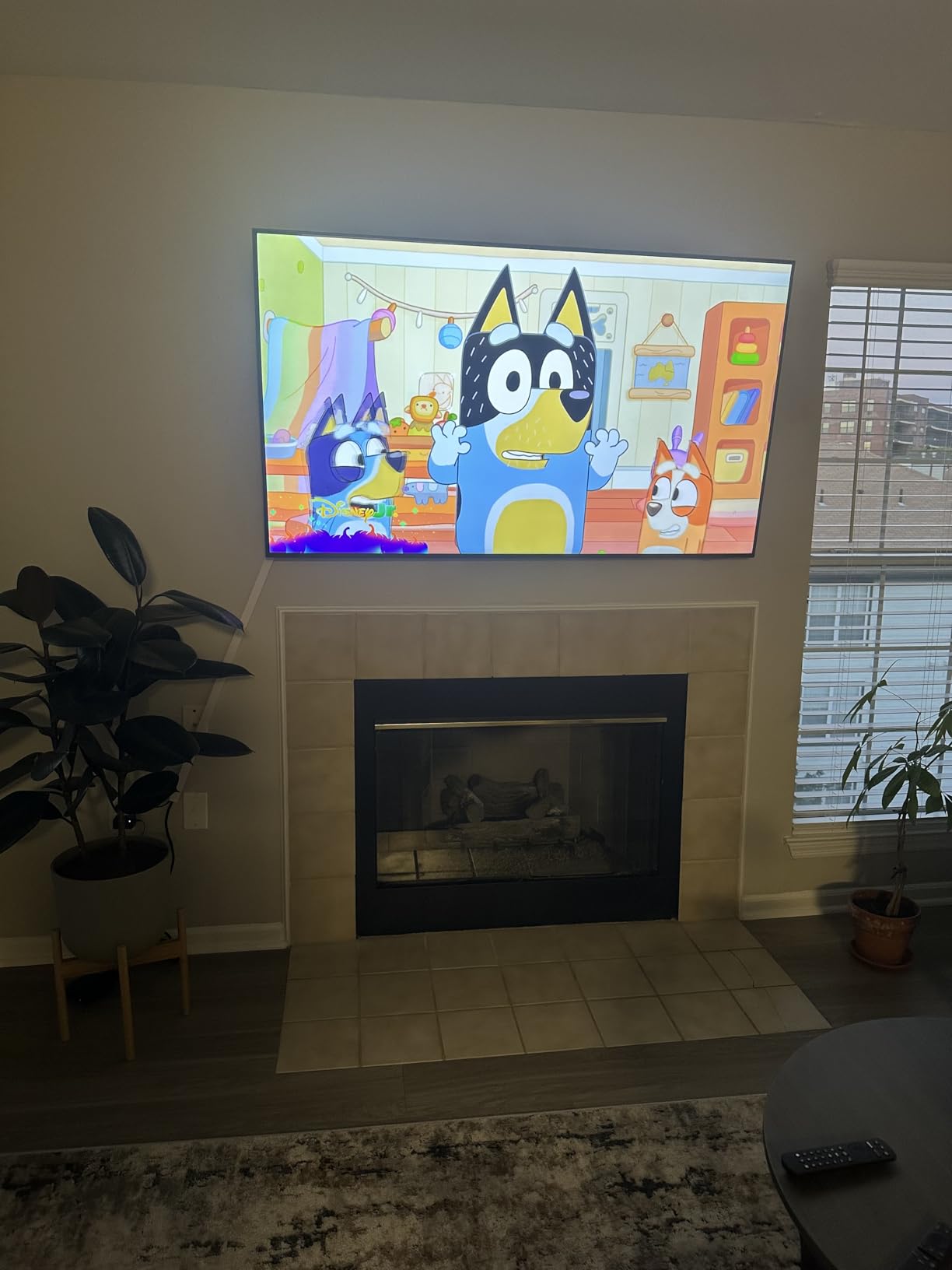 55-Inch Class Neo QLED QN70F 4K Mini LED Smart TV (2025 Model) NQ4 AI Gen2 Processor, Quantum Matrix Technology Slim, Motion Xcelerator 144Hz, Samsung Vision AI, Alexa Built-in customer photo 1