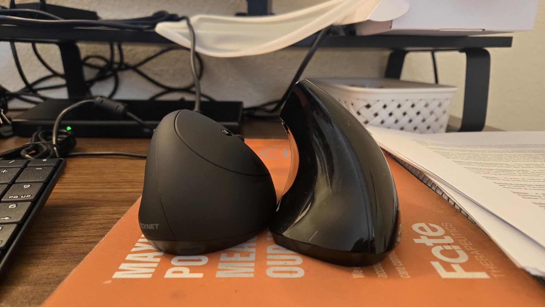 TECKNET Ergonomic Mouse, Bluetooth Wireless Vertical Mouse, Rechargeable Battery, Quiet Clicks, 4800 DPI Adjustable, BT5.0/3.0 & 2.4G Connect, Easy to use, Wide Compatibility - Black customer photo 2
