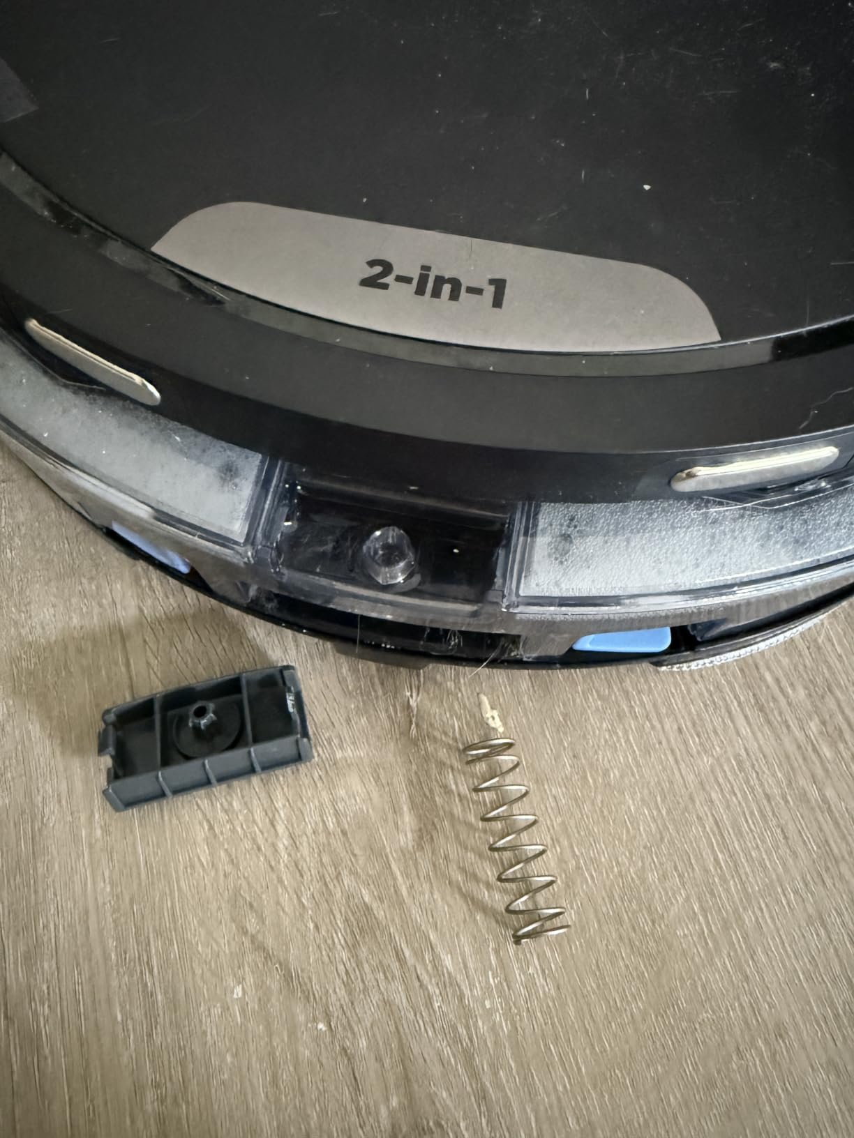 Shark Navigator Robot Vacuum + Self-Empty Base, White, AV2110S | SmartPath Navigation, Self-Empty Base 60-Day Bagless, up to 50% More Suction, Detects & Avoids Objects, Anti-Hair Wrap, Wi-Fi customer photo 2
