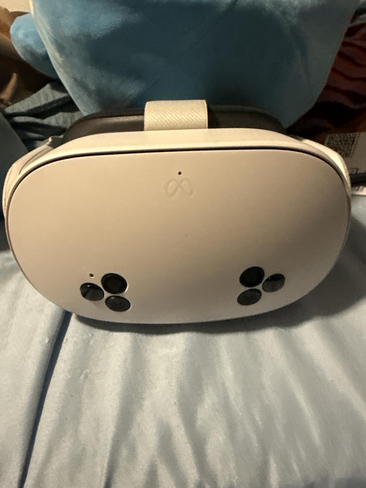 Meta Quest 3S 128GB | Virtual Reality - VR Headset - Gorilla Tag Bundle customer photo 2
