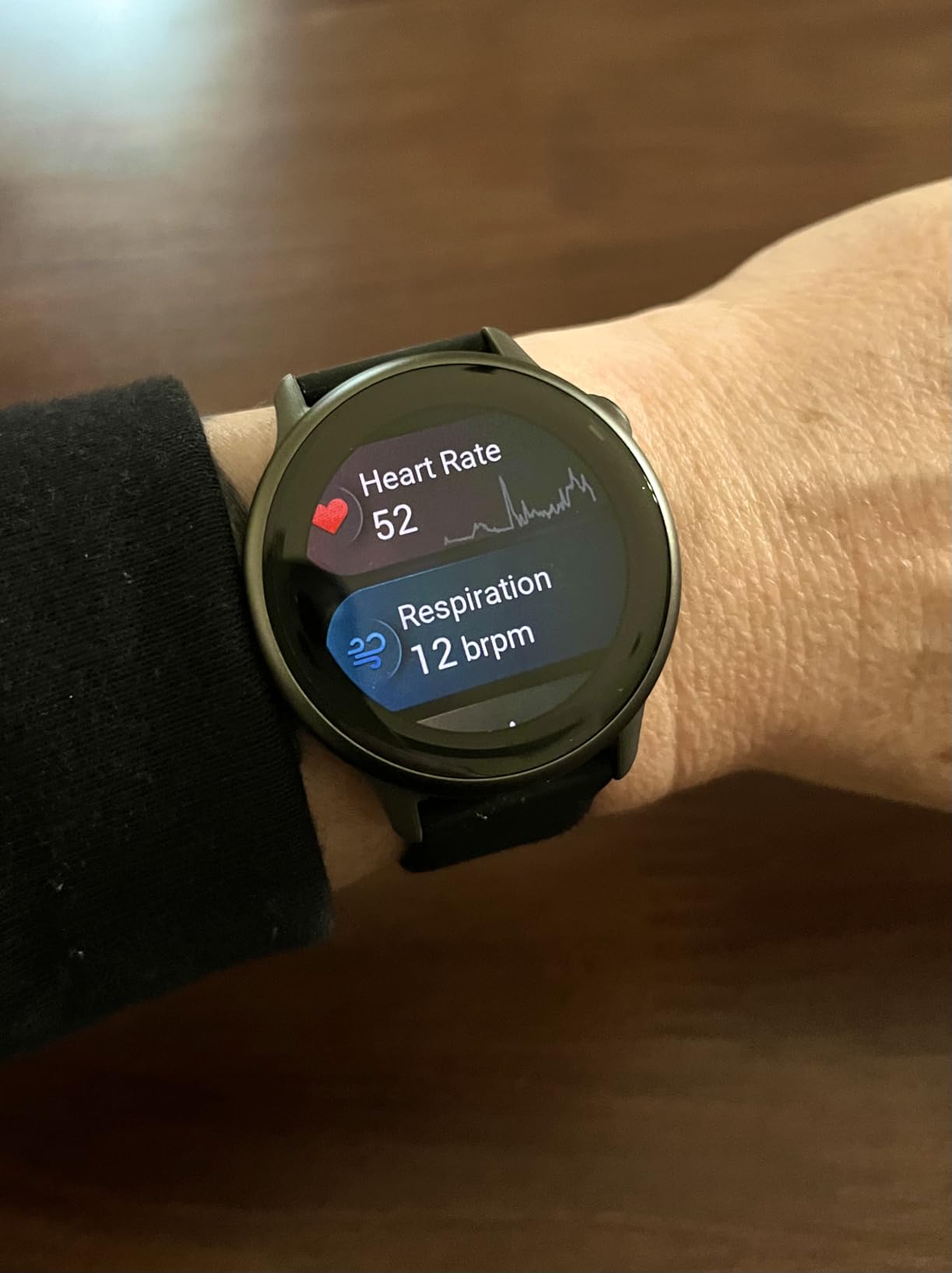 Garmin vívoactive 6, Health & Fitness GPS Smartwatch, 42mm, Bone customer photo 1