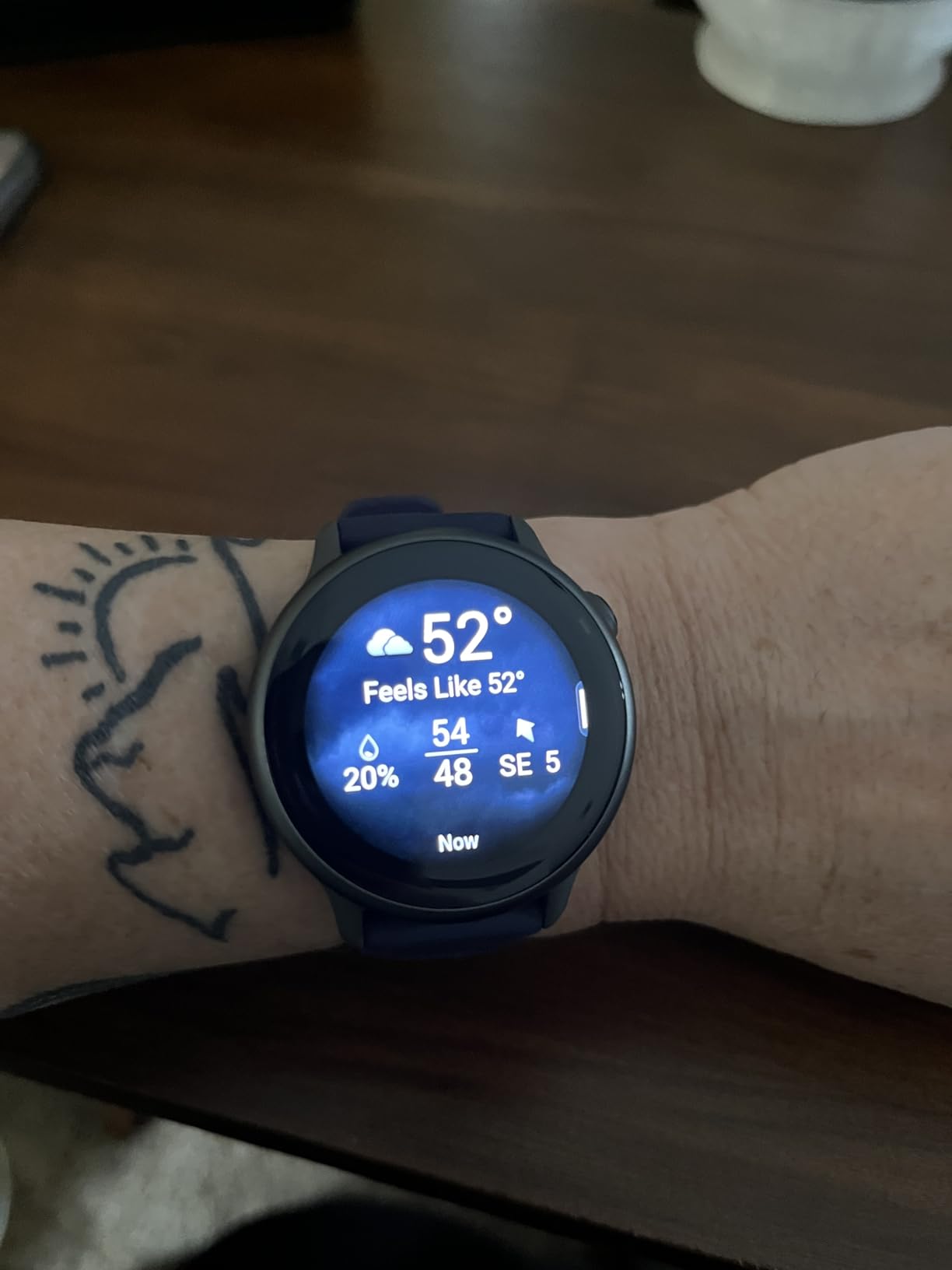 Garmin vívoactive 6, Health & Fitness GPS Smartwatch, 42mm, Bone customer photo 2