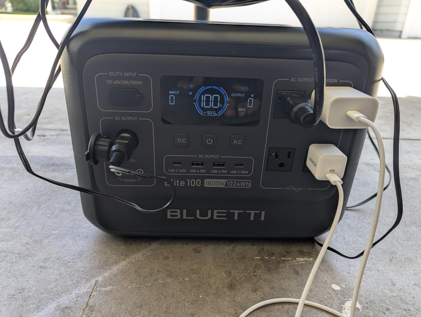 BLUETTI Elite 100 V2 Portable Power Station for Camping 1024Wh 1800W customer photo 1