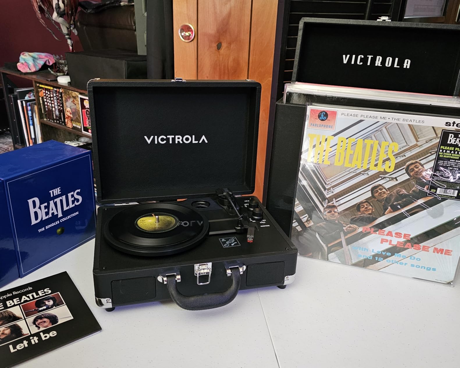 Victrola Journey II Bluetooth Suitcase Record Player - Turquoise | Built-in stereo speakers, 3-speed turntable, Bluetooth in and out customer photo 1