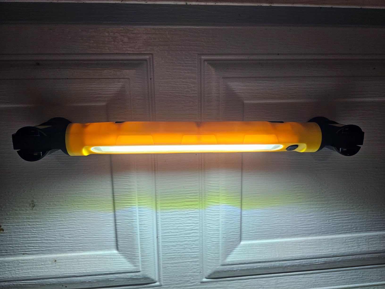 ERAY Magnetic Work Light Bar, 6000mAh/3000LM Rechargeable Under Hood Light, 3 Color Modes, Portable Cordless LED Mechanic Light with Hooks for Car Repairing Inspection Garage Workshop Emergency customer photo 2