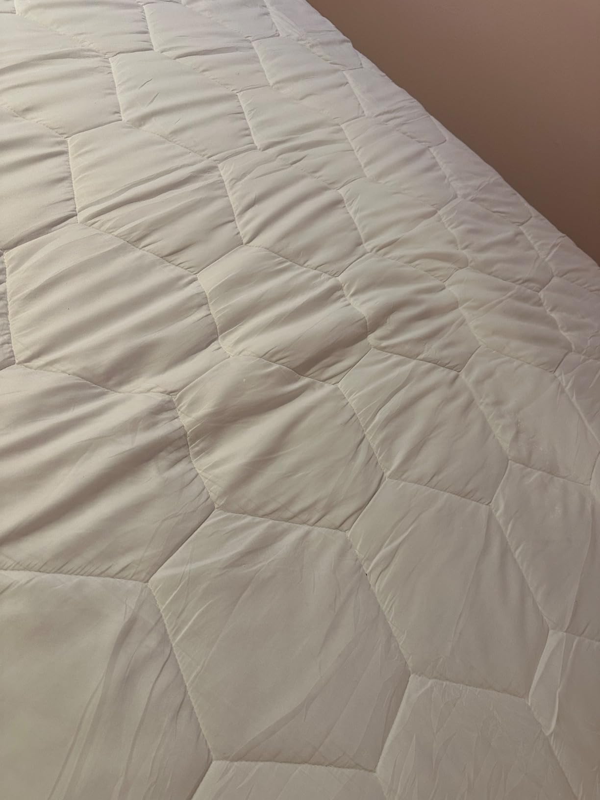 Favorland Mattress Topper Queen Size - Cooling Extra Thick Breathable Viscose Made from Bamboo Mattress pad - Soft Quilted Fitted Mattress Cover with 900 GSM Down Alternative Fill (8-21