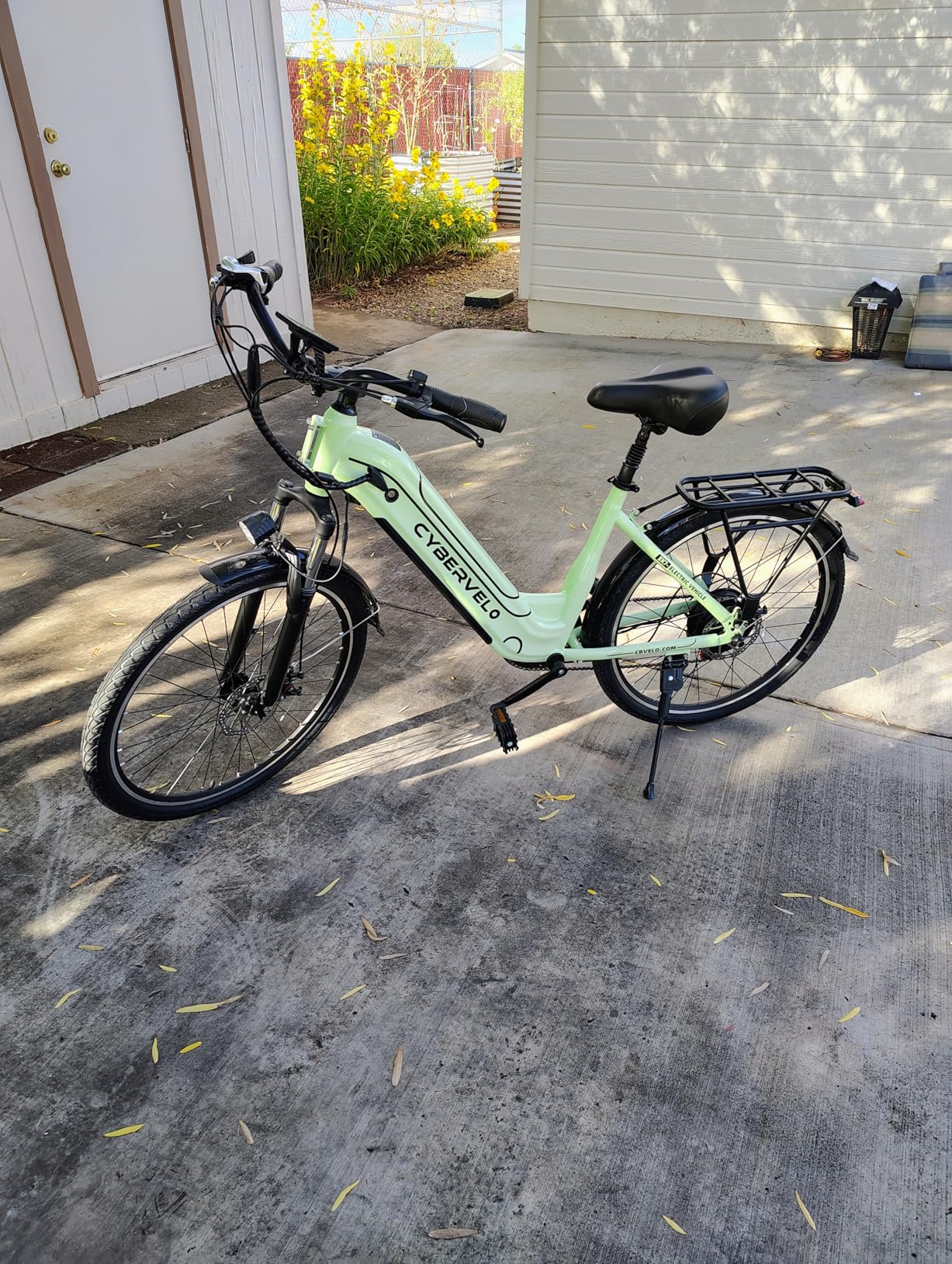 Cybervelo 1000W Peak Electric Bike for Adults,up 80 Miles Removable Battery Ebike, 26