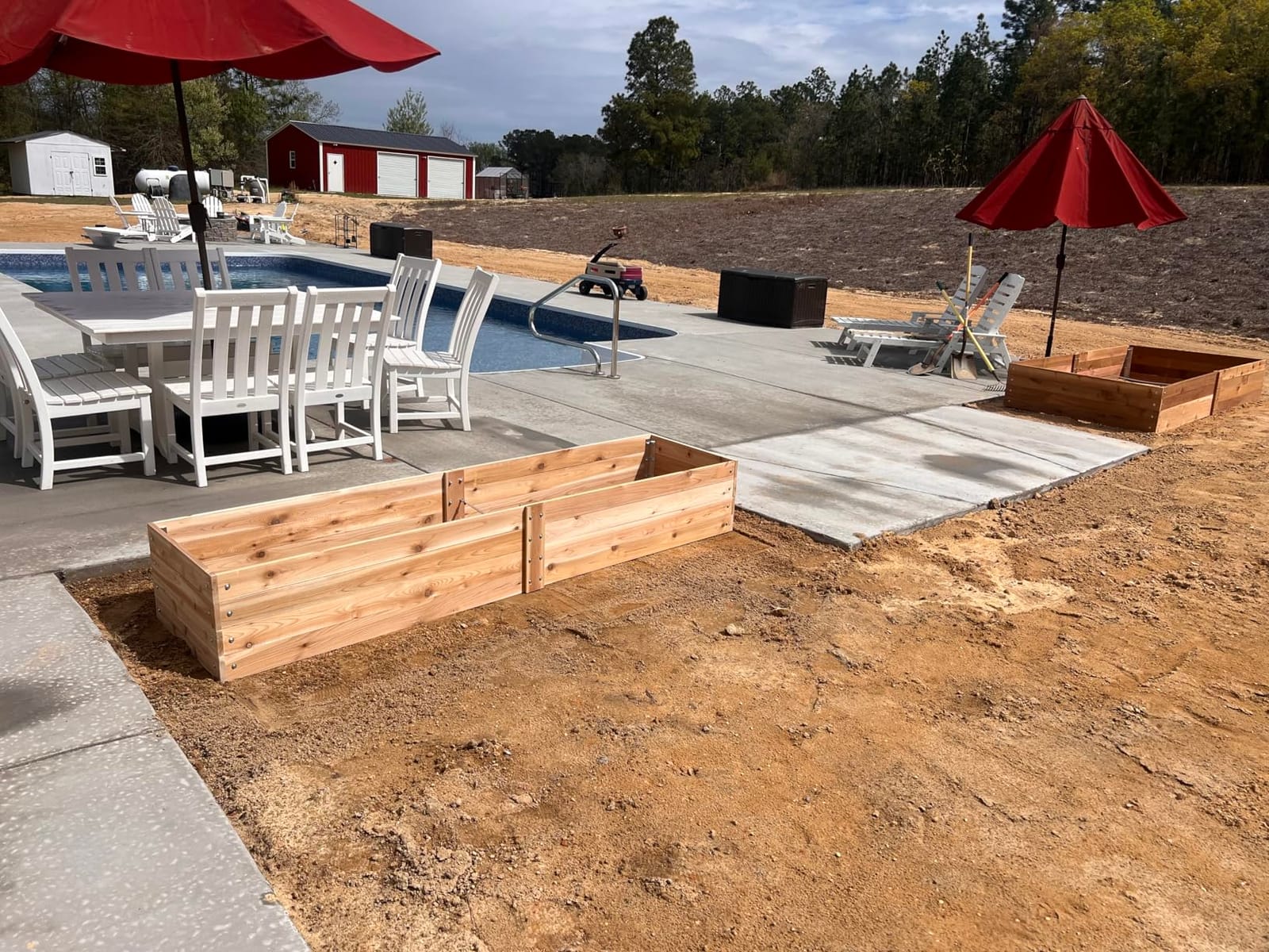Infinite Cedar Select Cedar Raised Garden Bed (4' x 8' x 17.5