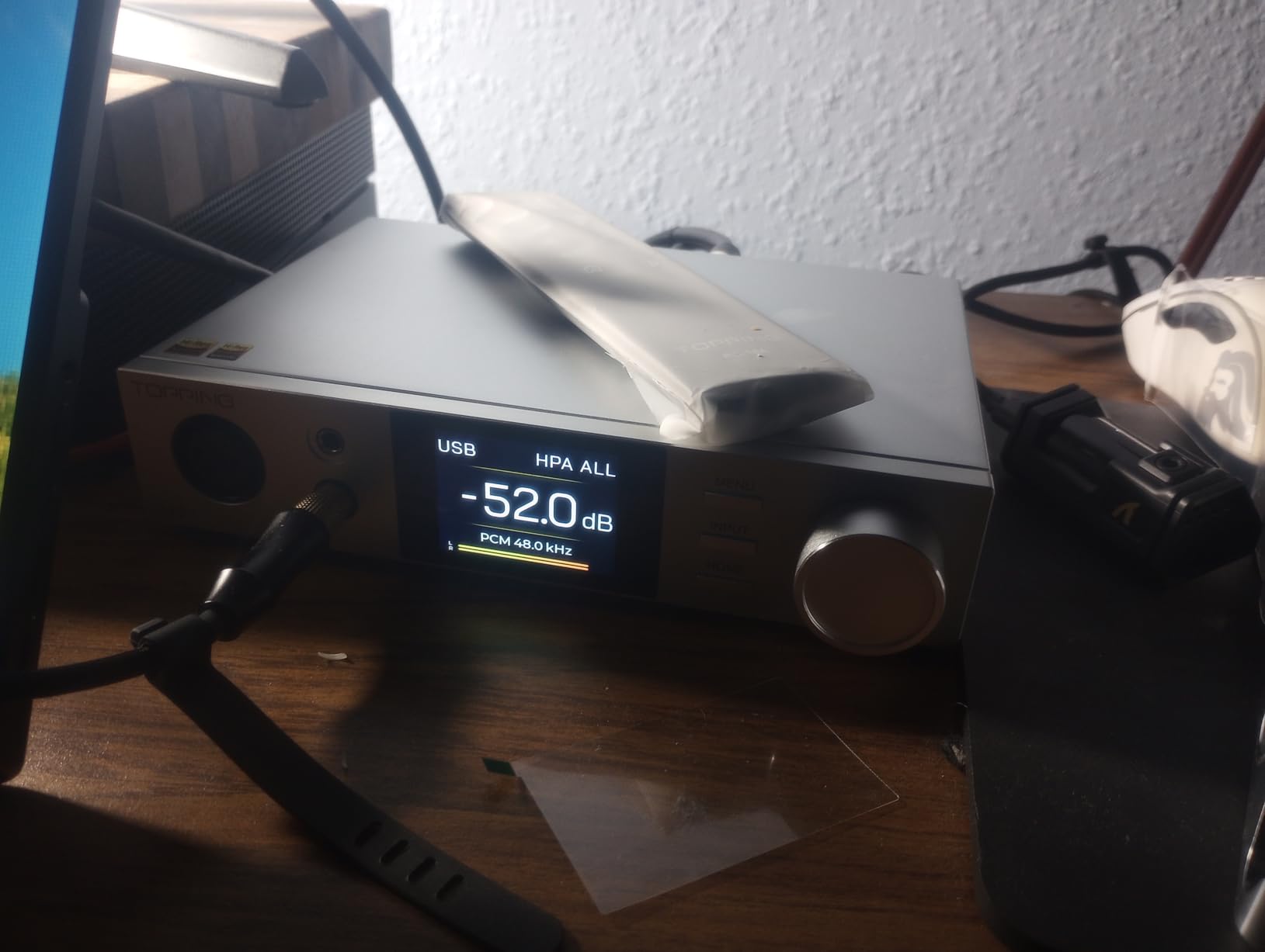 TOPPING DX5 II Hi-Res DAC & Headphone Amp Combo - Dual ES9039Q2M, X-Hybrid Amp, 10-Band PEQ, LDAC Bluetooth 5.1, 4.4mm Balanced & 6.35mm Headphone Output, Preamp Mode, 12V Trigger (Black) customer photo 1