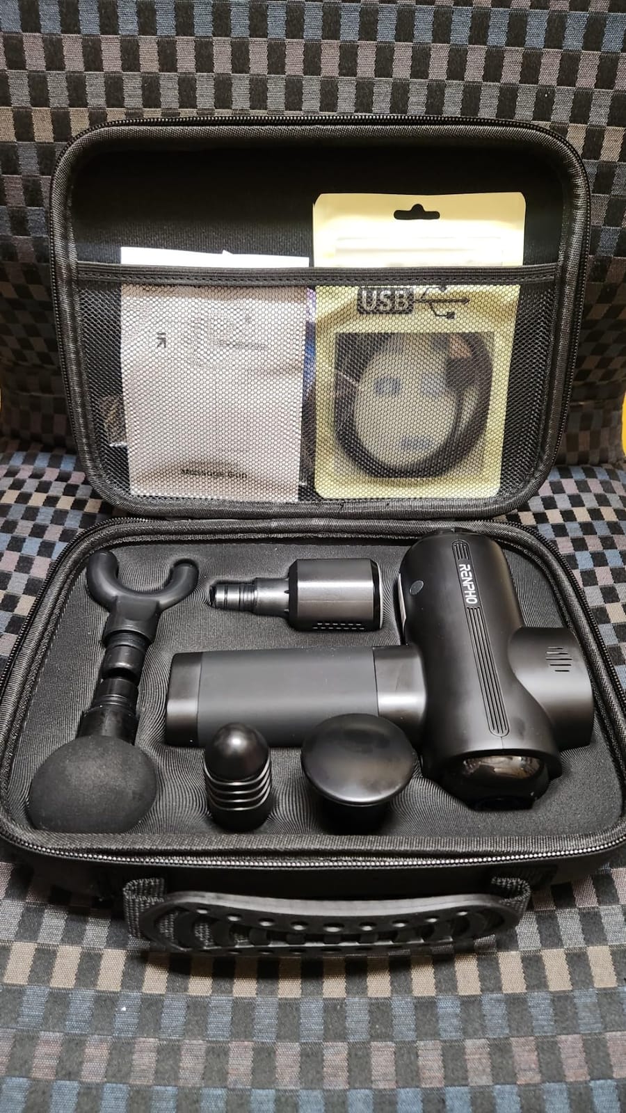 RENPHO Active Thermacool 2 Massage Gun with Intuitive Heat and Cold Control customer photo 2