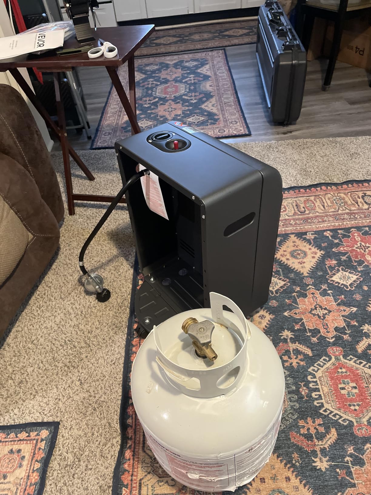 VEVOR Propane Heater, 6000 to 18000 BTU Propane Cabinet Heater with 3 Modes Temp Settings customer photo 2