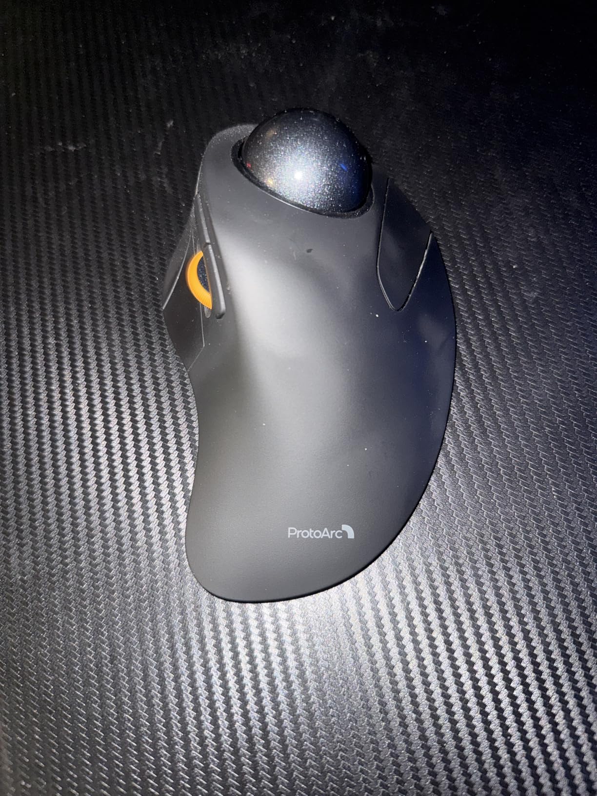 ProtoArc EM03 NL Wireless Bluetooth Trackball Mouse, Finger Control, Gray | Index-finger-controlled Design Reduces Wrist Fatigue, Connect 3 Devices Via Bluetooth/2.4G USB-A, 500mAh Rechargeable Battery customer photo 2