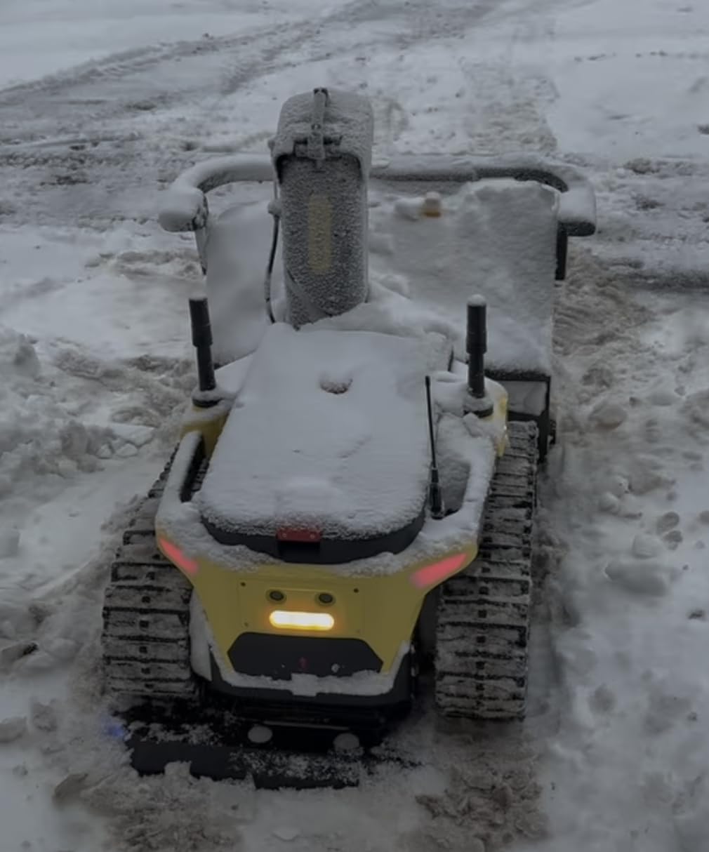 YARBO 2-Stage 24/7 Autonomous Robot Snow Blower with Modular Design | 24/7 Autonomous with 6-40ft Throwing Distance, 12