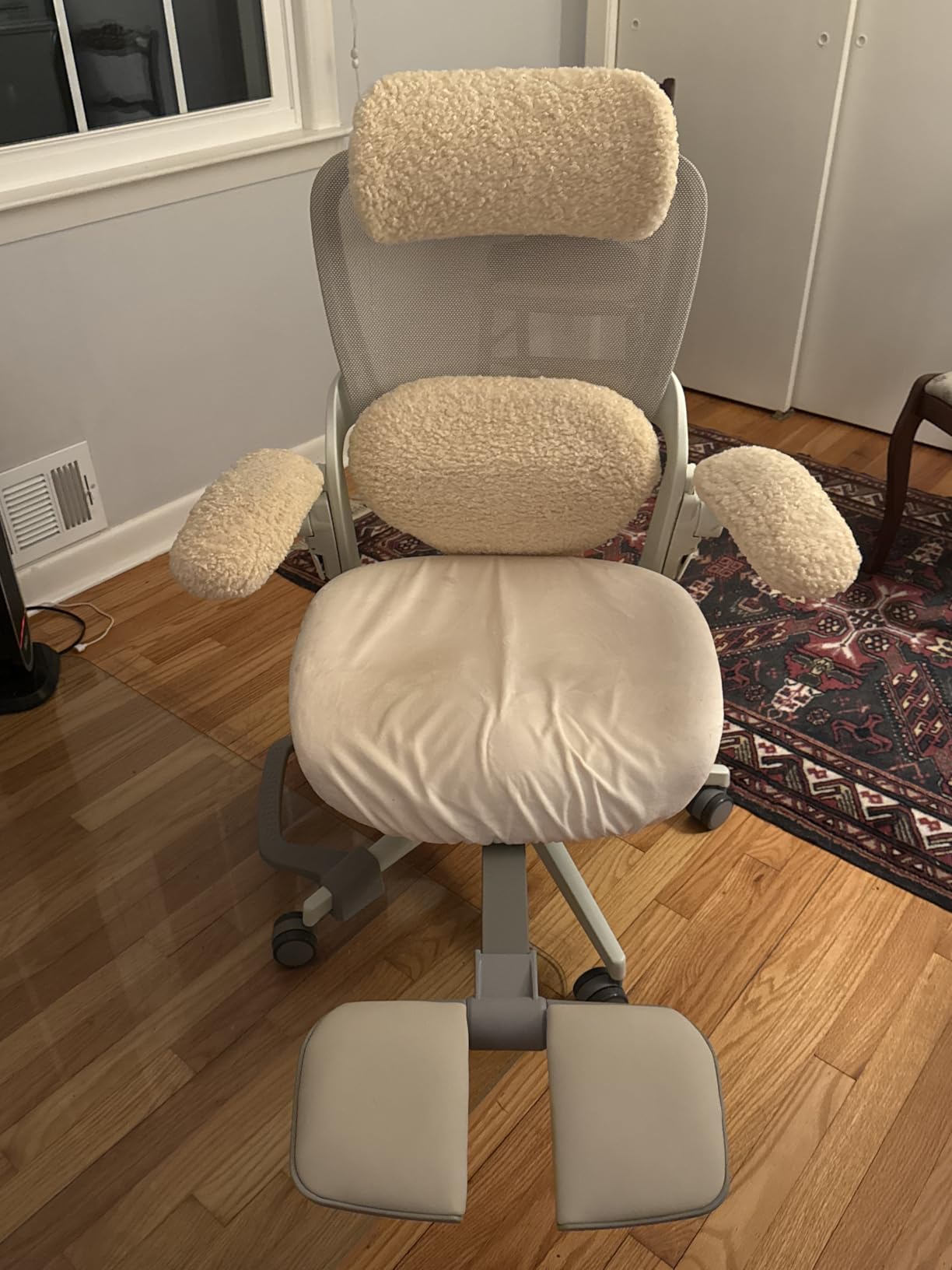 MUSSO E80 Muse Petite Ergonomic Office Chair for Women, Small Frame Adjustable Desk Chair with 3D Lumbar Support, 4D Headrest, Footrest, 90° Flip-Up Arms, 135° Recline Mesh Computer Chair customer photo 1