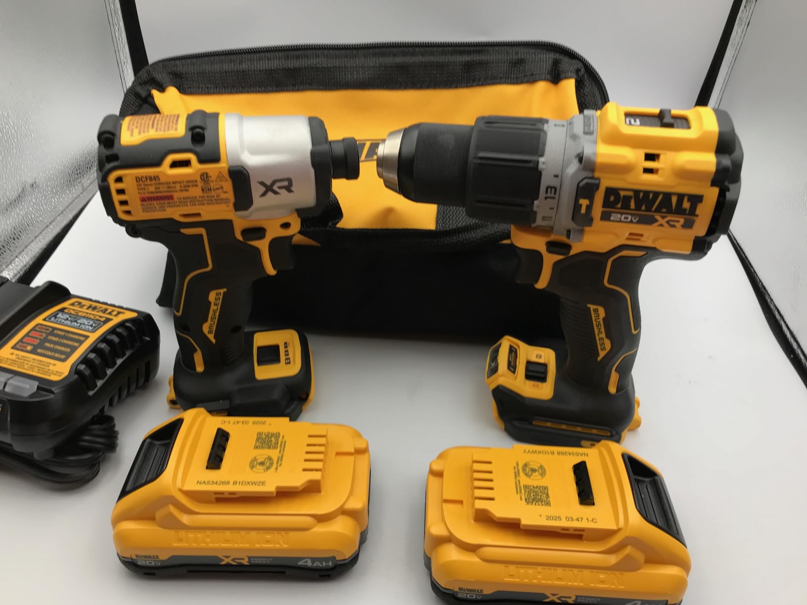 DEWALT 20V MAX XR Impact Driver and Hammer Drill Cordless Power Tool Combo Kit, Includes 2 x 4ah POWERPACK Batteries and a Charger (DCK250QQ2) customer photo 1