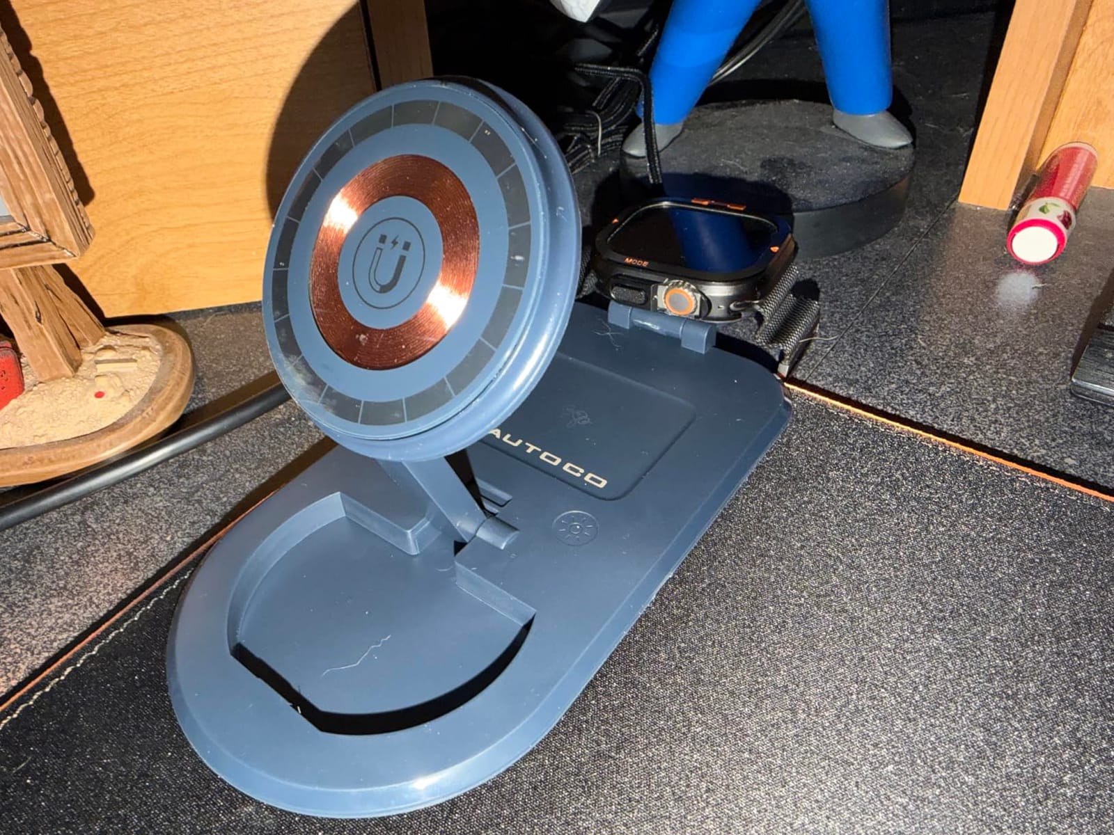 HAUTOCO Wireless Charging Mouse Pad, RGB Large Gaming Desk Mat | 35.4