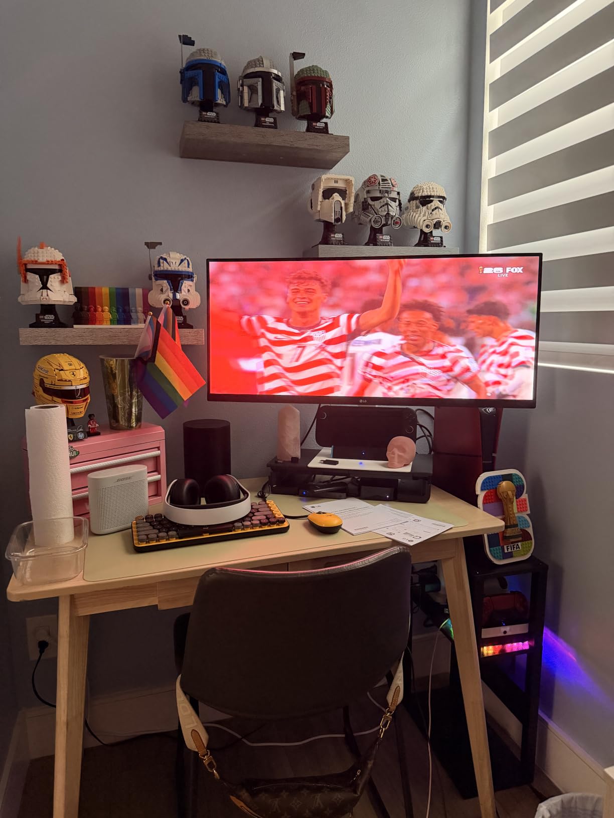 LG 34U530A-W 34-inch UltraWide WFHD (2560 x 1080) IPS Wide Computer Monitor, 100Hz, VESA DisplayHDR 400, HDMI, DisplayPort, USB Type-C, Tilt/Height/Swivel Stand, White customer photo 1