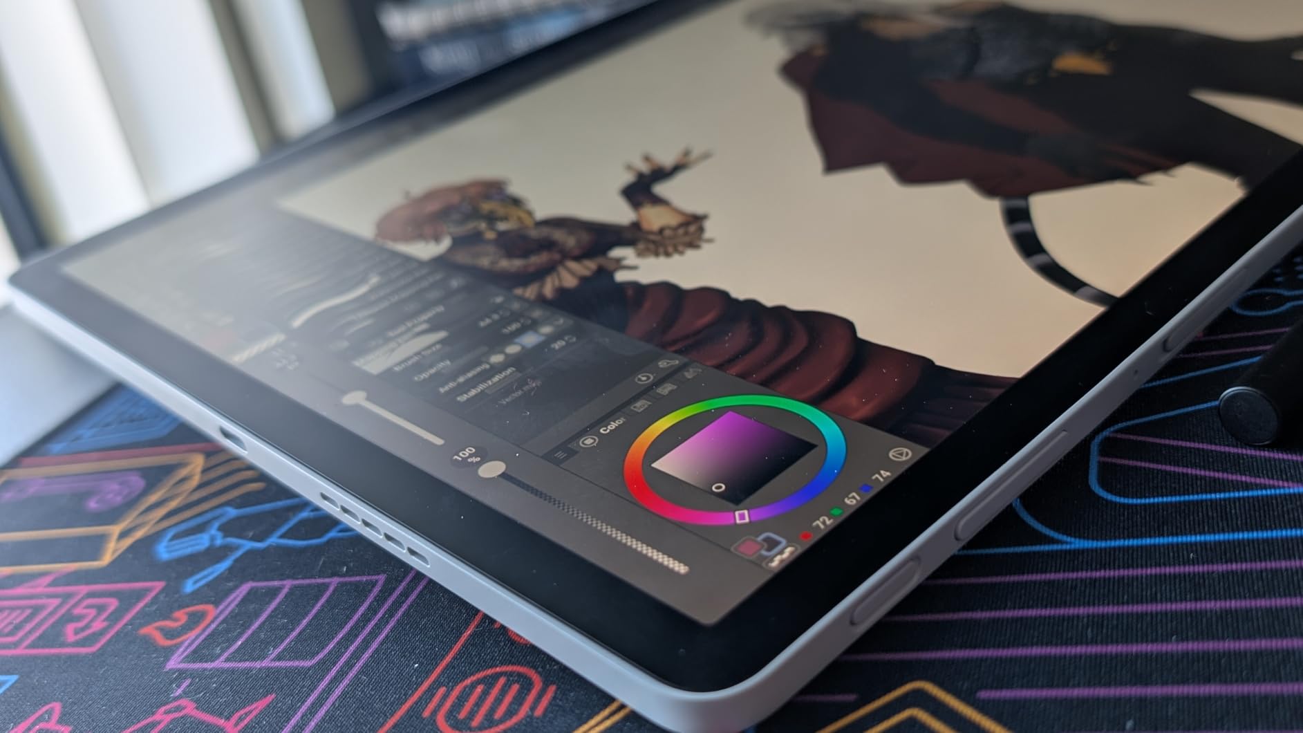 Wacom MovinkPad Pro 14, Android Mobile Tablet, OLED with ProPen 3 | No computer needed, 12GB RAM/256GB storage, anti-glare matte screen, All-In-One portable tablet with advanced pen precision customer photo 1