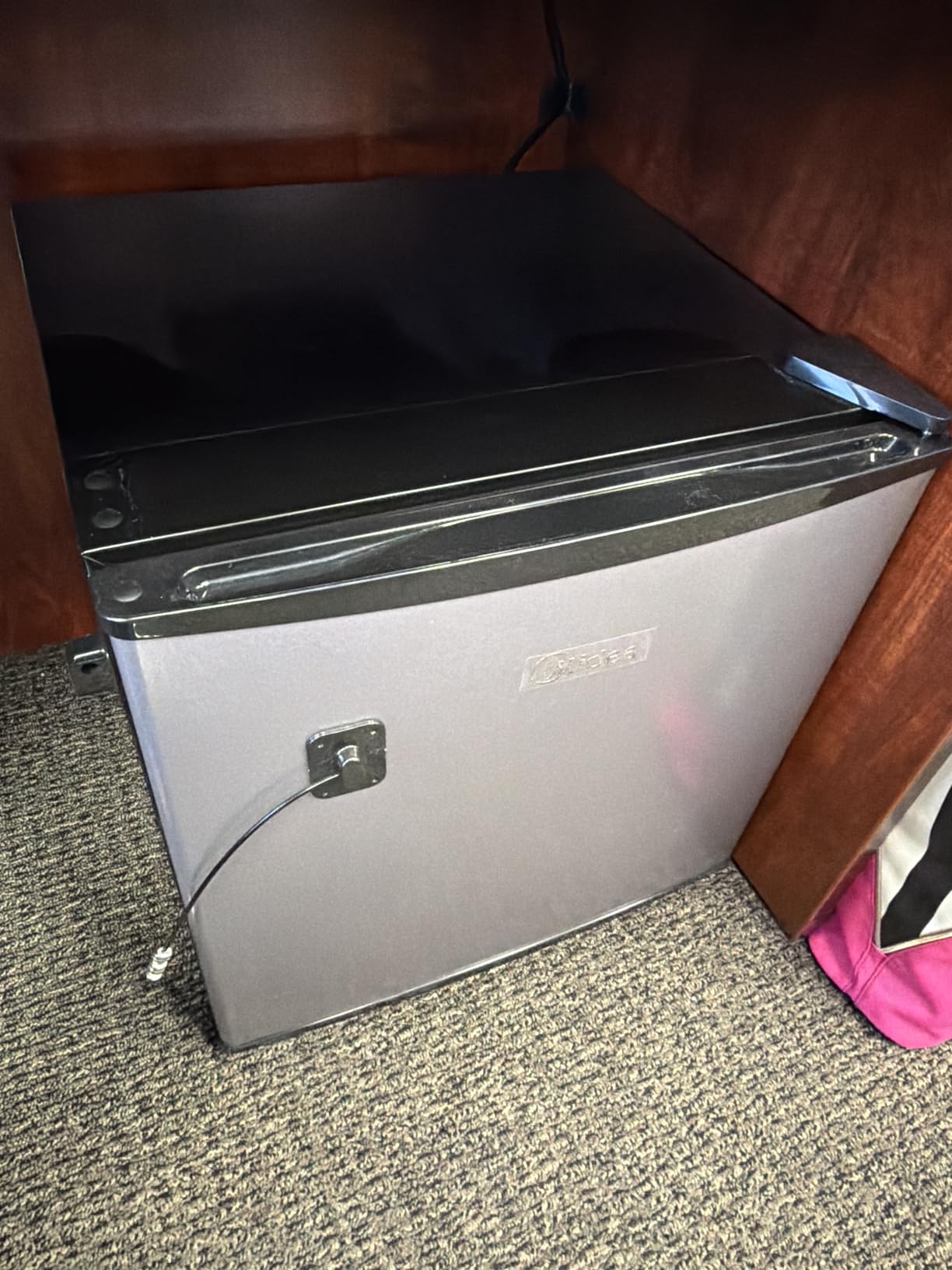 Midea MERM17B0ASL 1.7 Cu Ft Mini Fridge, Compact Refrigerator with Adjustable Thermostat, Reversible Door, Low Noise, Energy Efficient, Ideal for Dorm, Office, Bedroom, Steel Gray customer photo 2