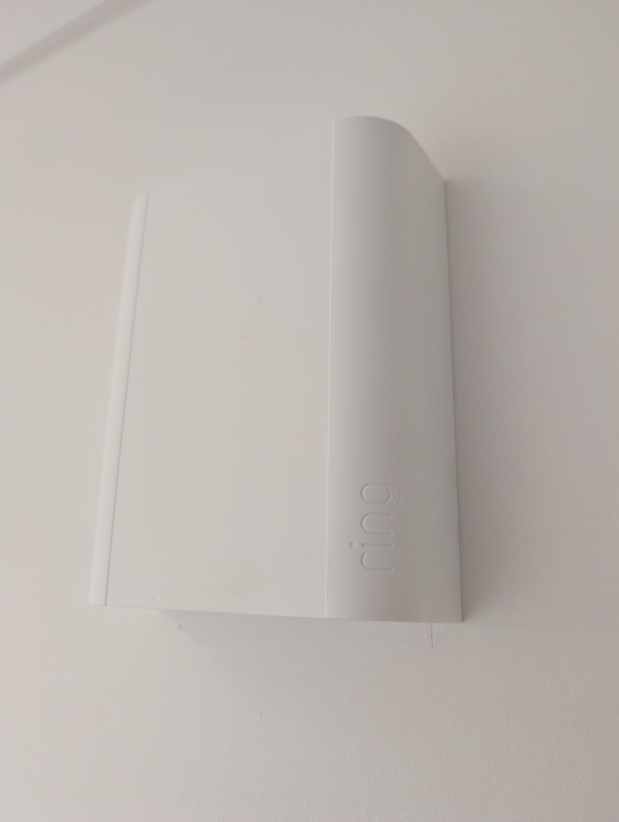 Google Nest Doorbell (Wired, 3rd Gen) - 2K Video, Live View - 2025 - Linen | Video doorbell, 2K HDR, intelligent alerts, color night vision, 2-way audio, works with Google Home & Gemini customer photo 1