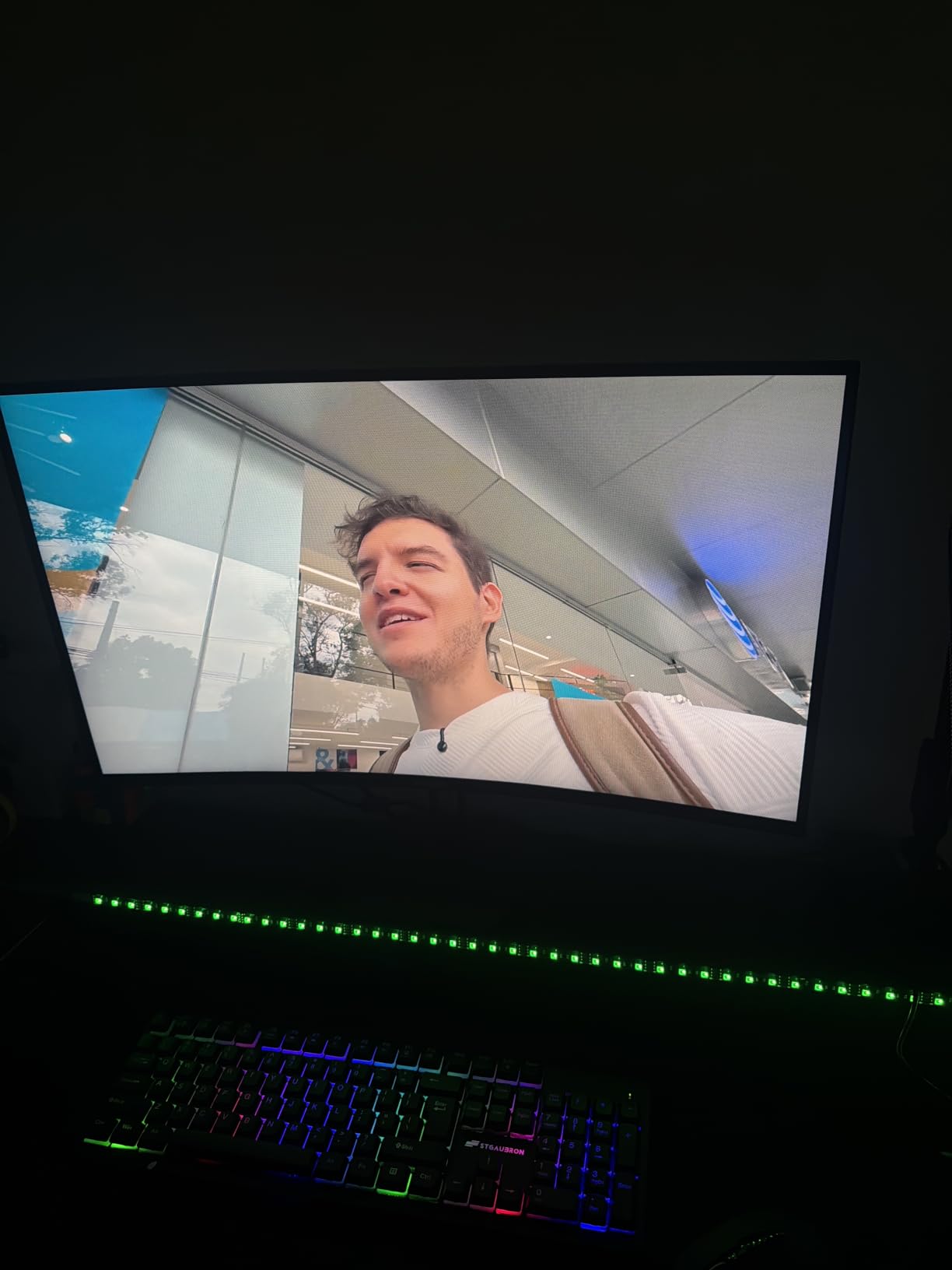Amzfast 27 Inch Gaming Monitor, 240Hz 1ms FHD 1080P, Adaptive Sync, HDR400 | 4000:1, 125% sRGB, Built-in Speakers, HDMI/DP, VESA, Retractable Headphone Holder, AMZG27F5 Pro for Competitive FPS customer photo 1