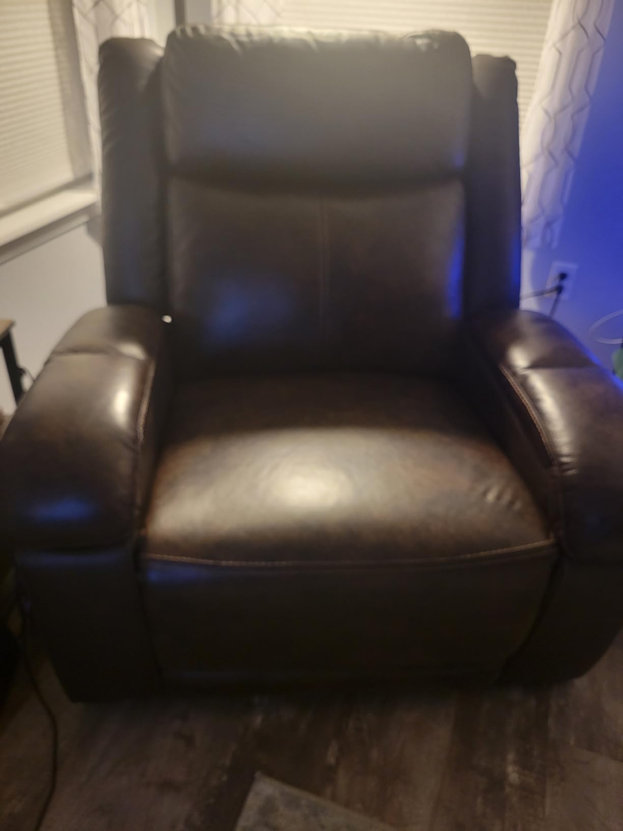 Watson & Whitely Oversized Genuine Leather Power Recliner Chair, Dark Brown | Wall Hugger Recliner for Big and Tall, Power Headrest, Charging Ports, Extra-Large Reclining Sofa for Living Rooms customer photo 2