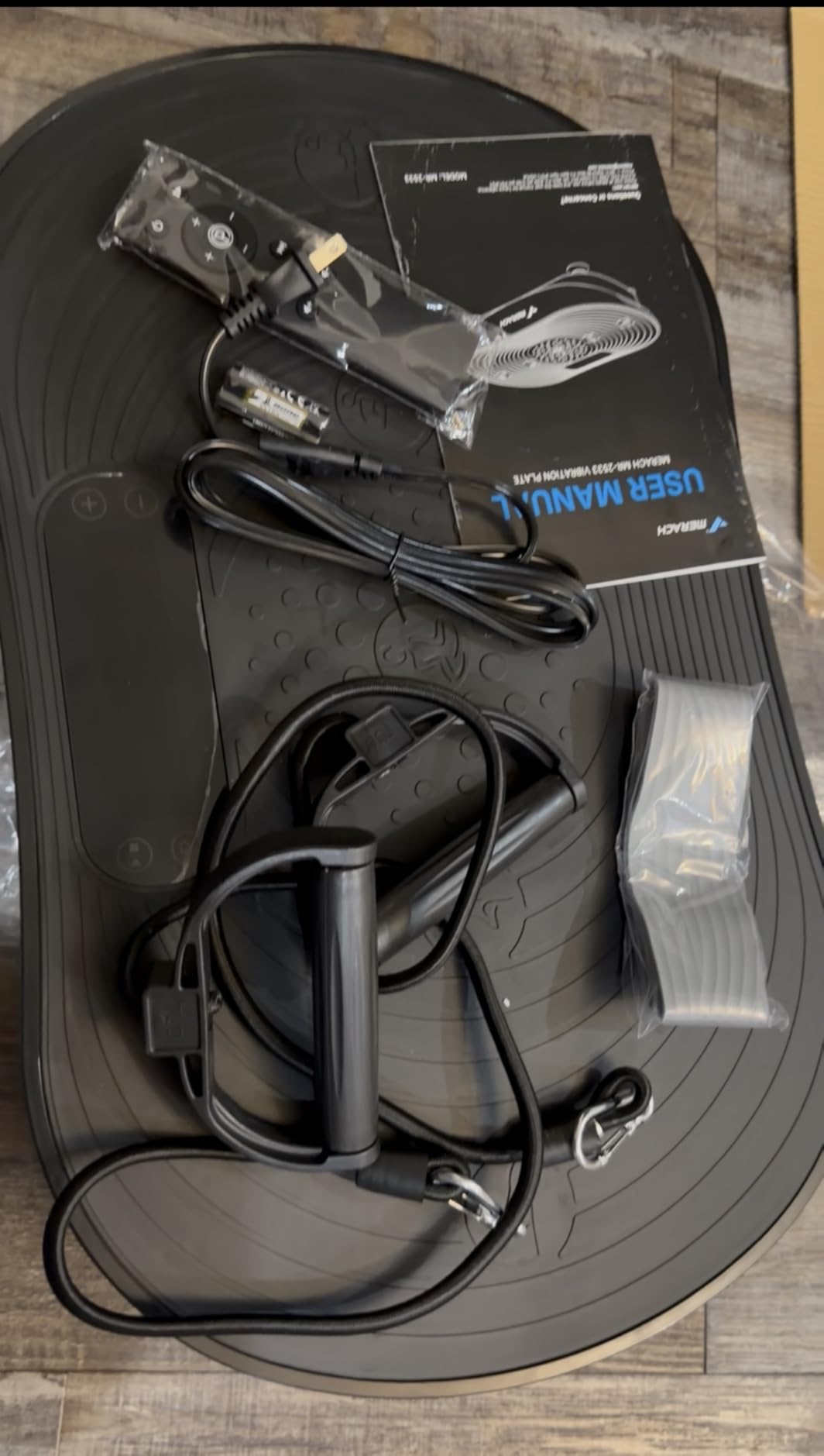 Merach V33 Pro Vibration Plate Exercise Machine with Touchscreen, 99 Speeds | Resistance Bands, Bluetooth, 350lbs Capacity, Vibration Platform for Lymphatic Drainage, Home Full Body Fitness Equipment customer photo 2