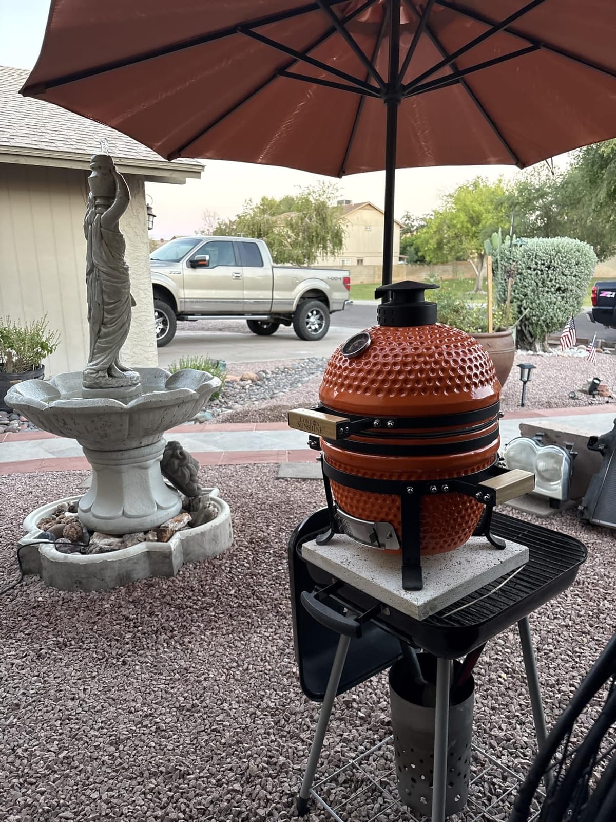 London Sunshine 13-Inch Ceramic Kamado Grill, Waterproof Vent Cap, Red | Portable Charcoal Grill with Stainless Steel Grate for Patio & Outdoor customer photo 2