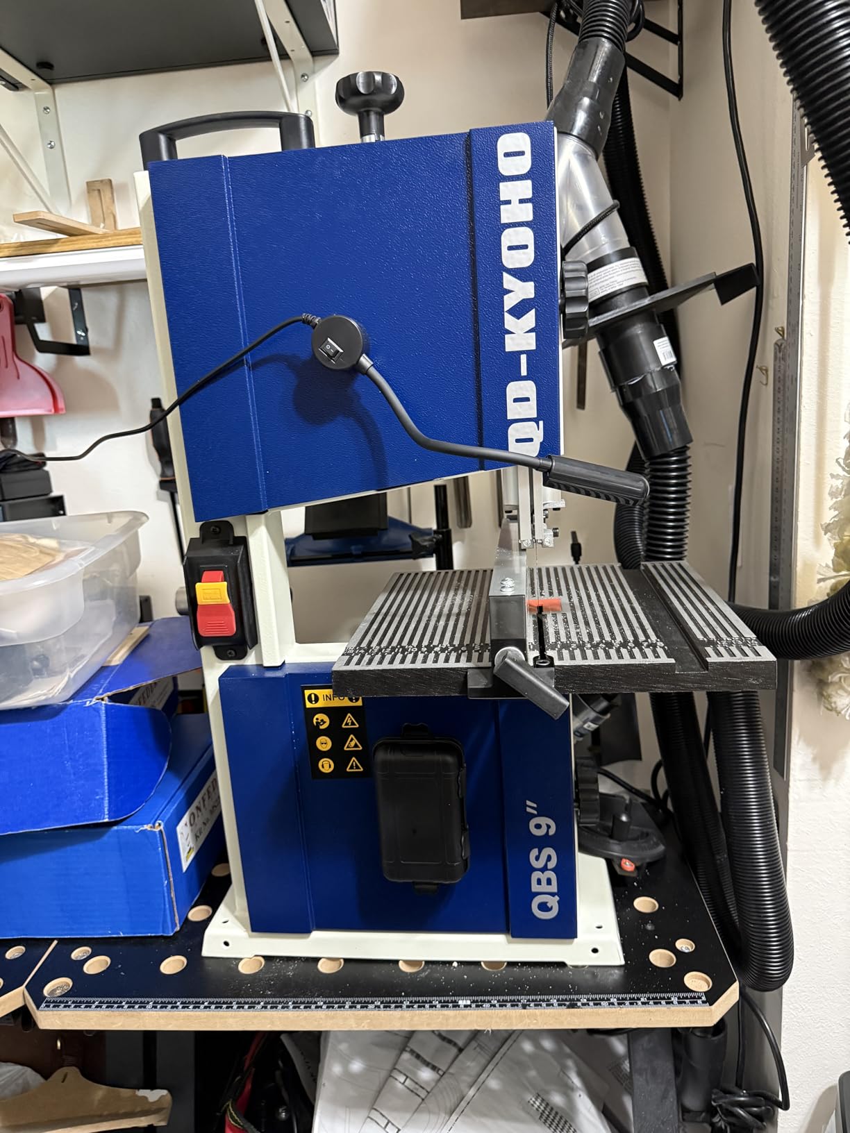 Band Saw, Portable 9-Inch Bandsaw for Woodworking, 2526 FPM Benchtop, 1/3 HP(output), 120 V 2.5-Amp Motor customer photo 1