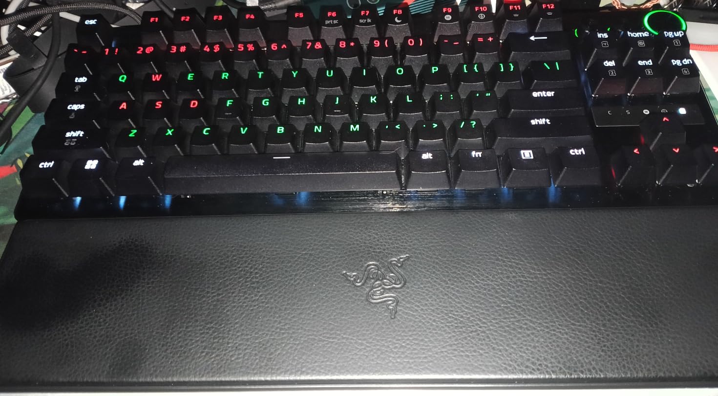 Razer Huntsman V3 Pro TKL 8KHz Esports Gaming Keyboard customer photo 1