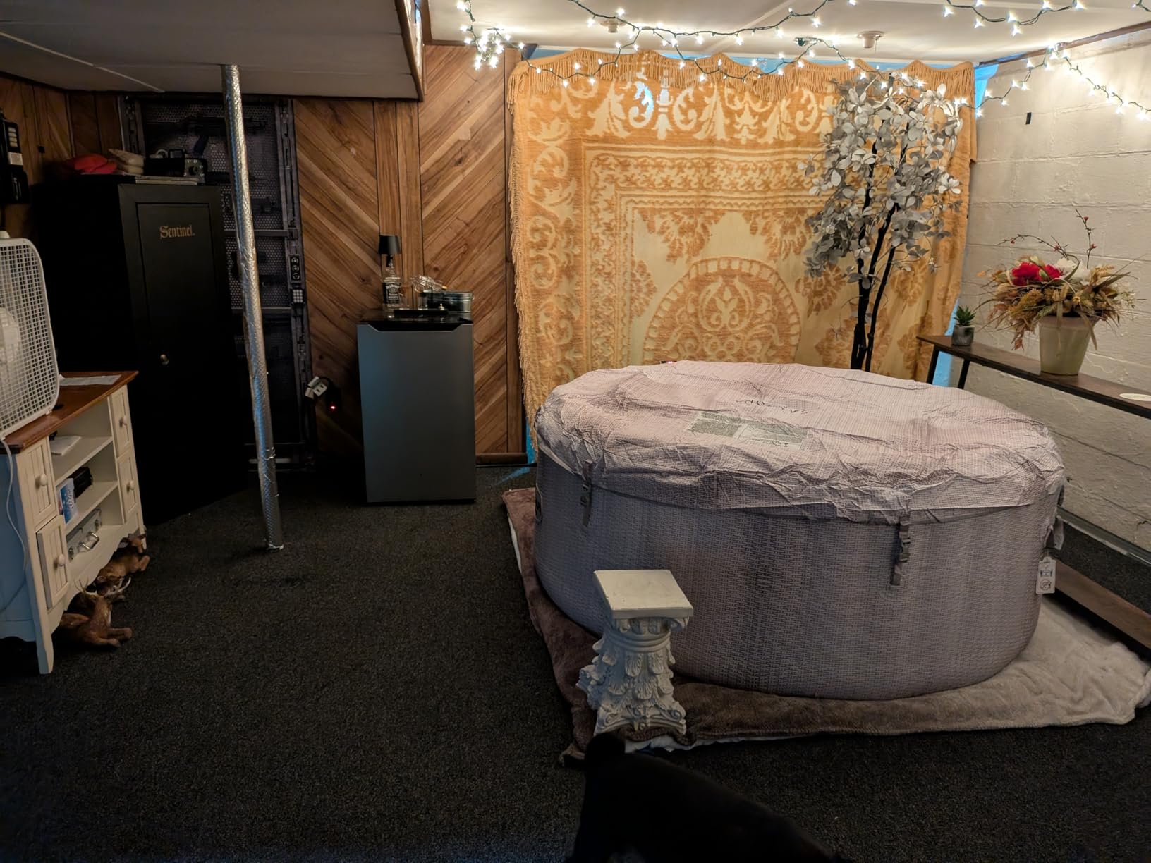 Bestway SaluSpa Cancun Energy-Efficient 2-4 Person Inflatable Hot Tub | AirJet Portable Outdoor Spa with Built-in Insulation, Freeze Shield Technology, 120 Bubble Jets, 71