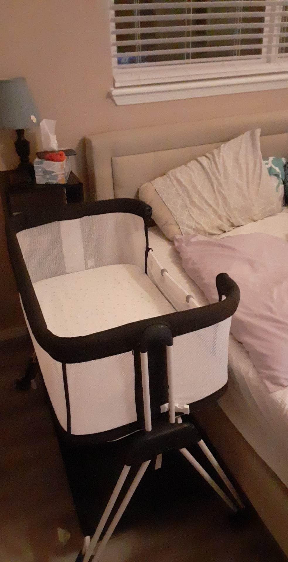 Fodoss Baby Bassinets Bedside Sleeper - 3-in-1 Stable Bassinet for Newborns | Soft Mattress, Storage Tray, Full-Mesh Sides, 7-Height Adjustable Bassinet Crib with Wheels, Side Pocket, Beige + Wood Grain customer photo 1