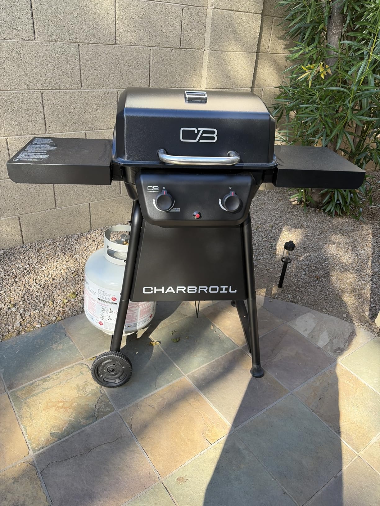 Charbroil Classic 2-Burner Propane Gas Grill customer photo 1