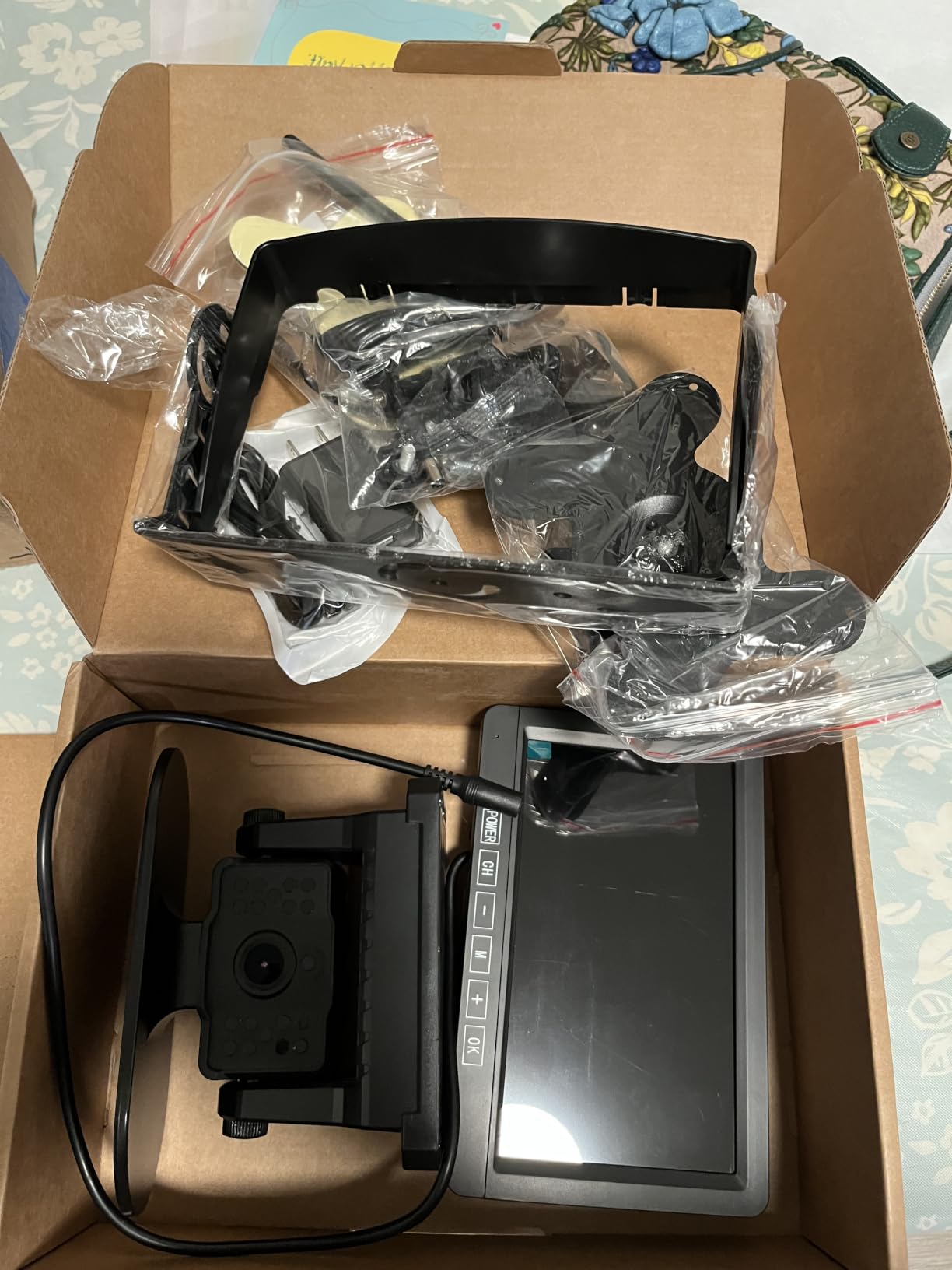 Dual Magnetic Wireless Backup Camera with 7