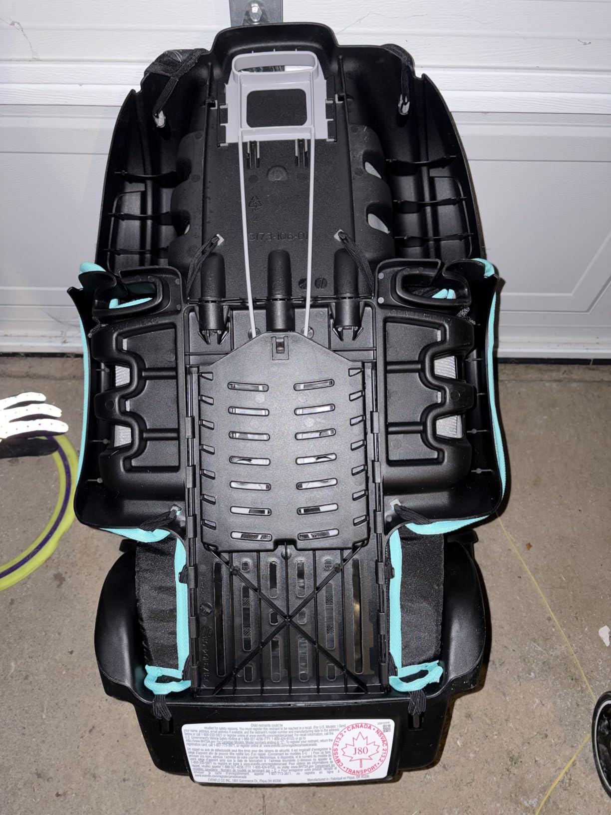 Evenflo GoTime LX Booster Car Seat (Astro Blue) customer photo 2