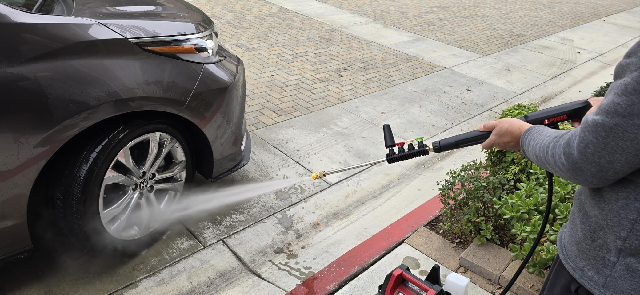 A-iPower Electric Pressure Washer 2800 Max PSI 1.7 Max GPM Follow Me, Power Washer with Anti-Tipping Design QC Turbo Nozzle Soap Dispense for Fence Driveway Patio Cars Home Cleaning E2800-FM Red customer photo 1