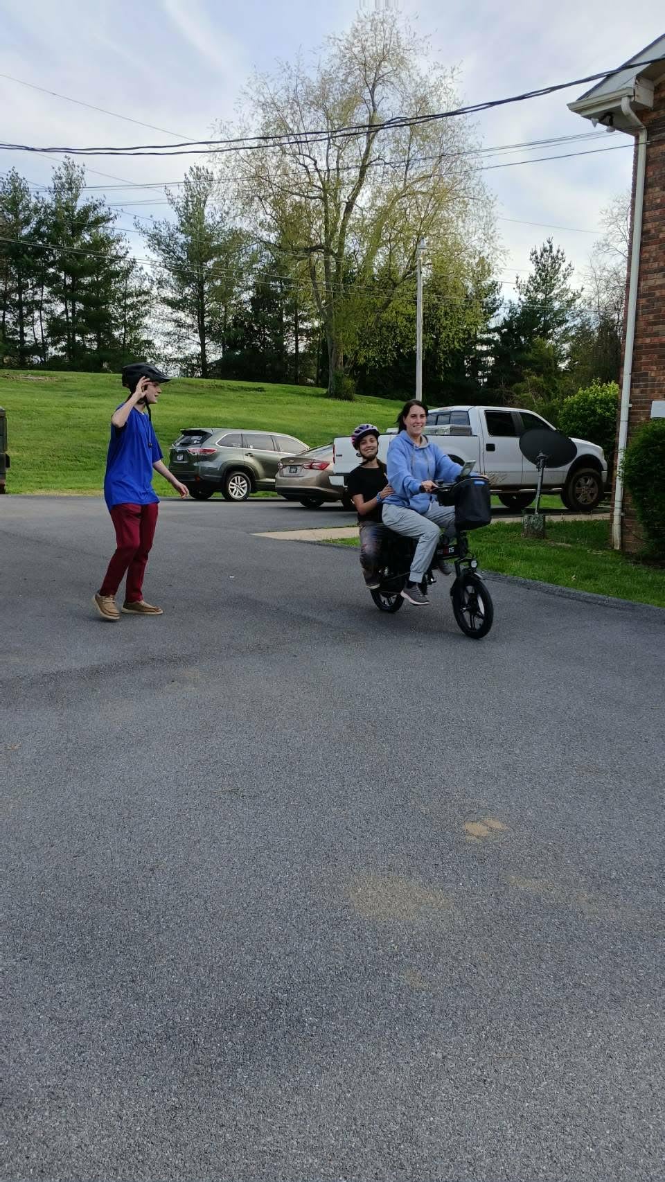 Rakowe Electric Bike for Adults, 16