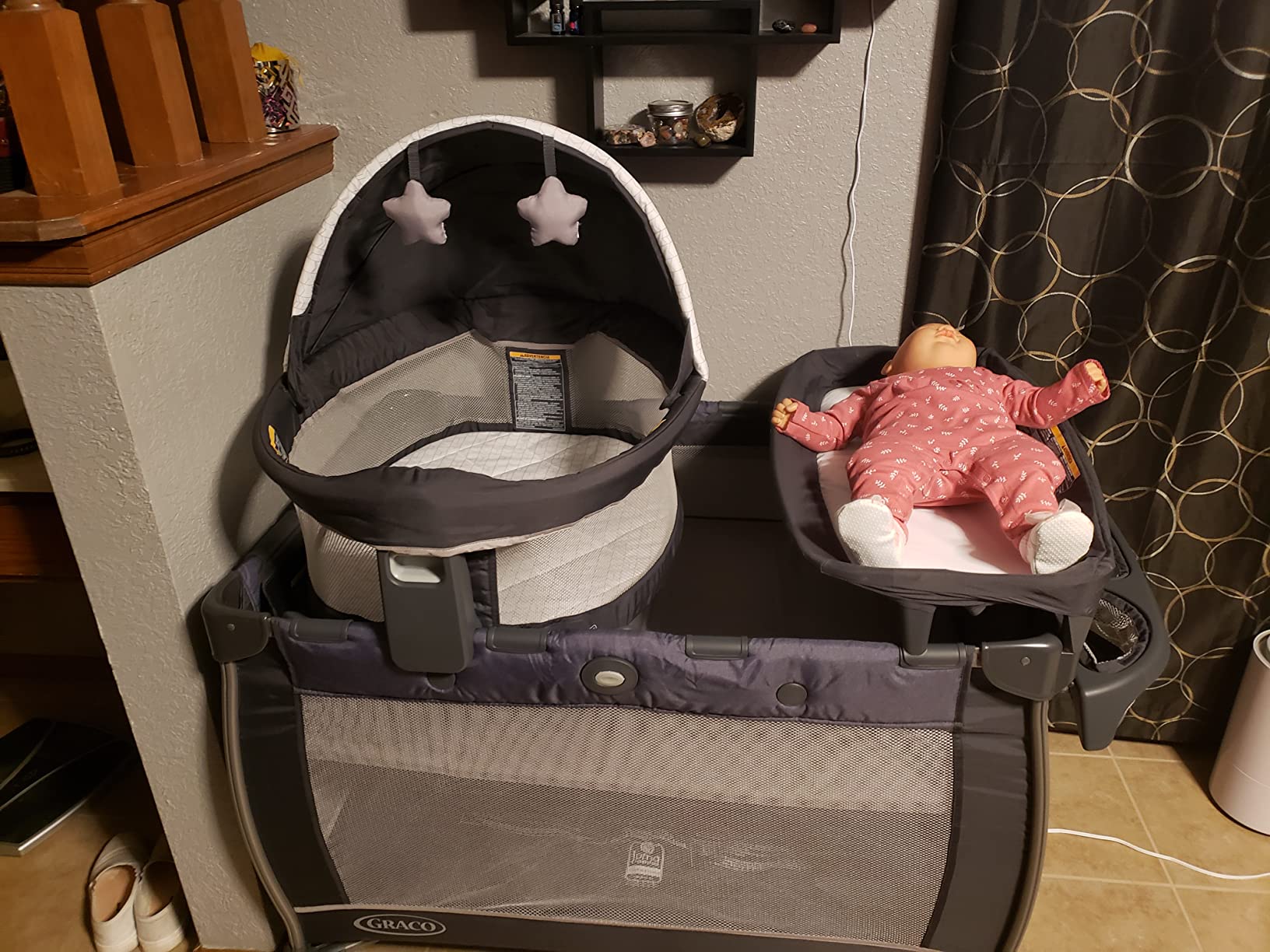 Graco Pack 'n Play Travel Dome Lux Playard, 4-in-1 Baby Playpen with Bassinet, Indoor or Outdoor Portable Playpen with UV 50 Canopy customer photo 2