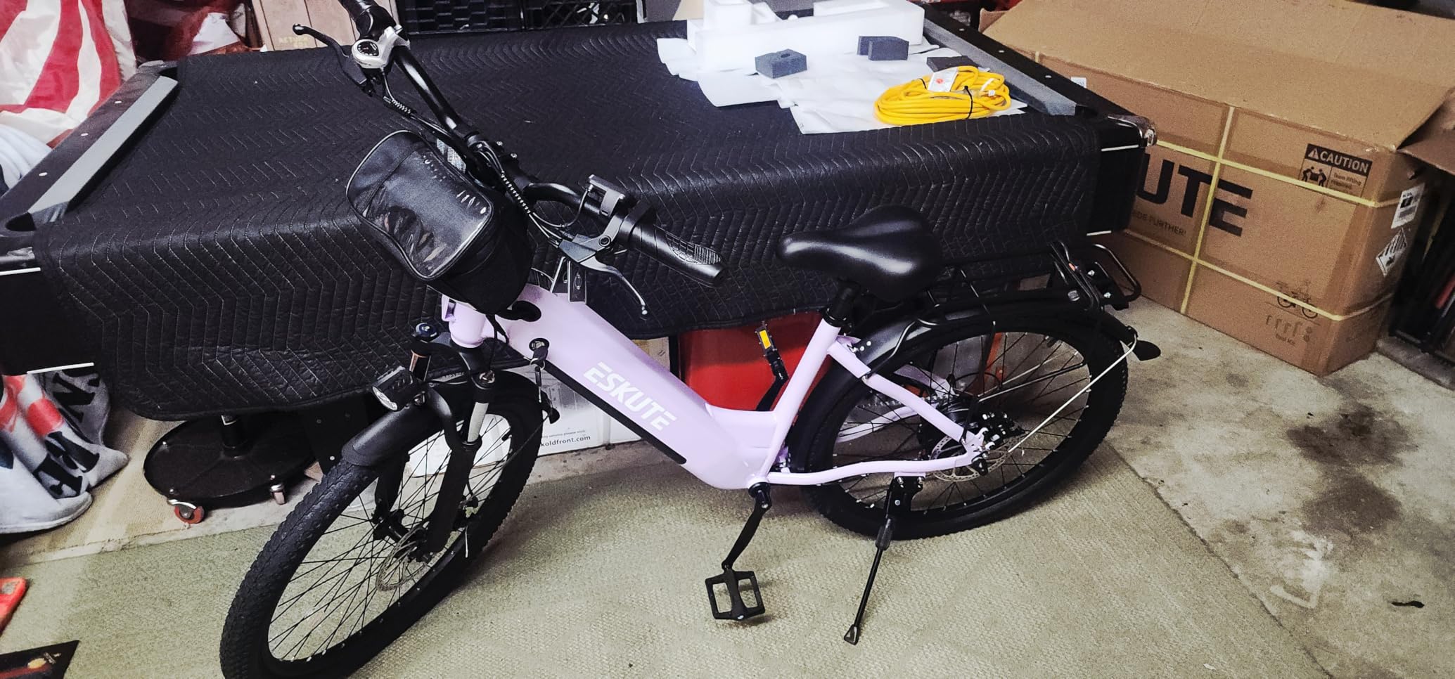 ESKUTE Electric Bike for Adults - 70Miles 840 WH Removable Battery e-Bike, 28MPH Step Thru Electric Bicycle, 1300w Peak Ebike, 7-Speed 26