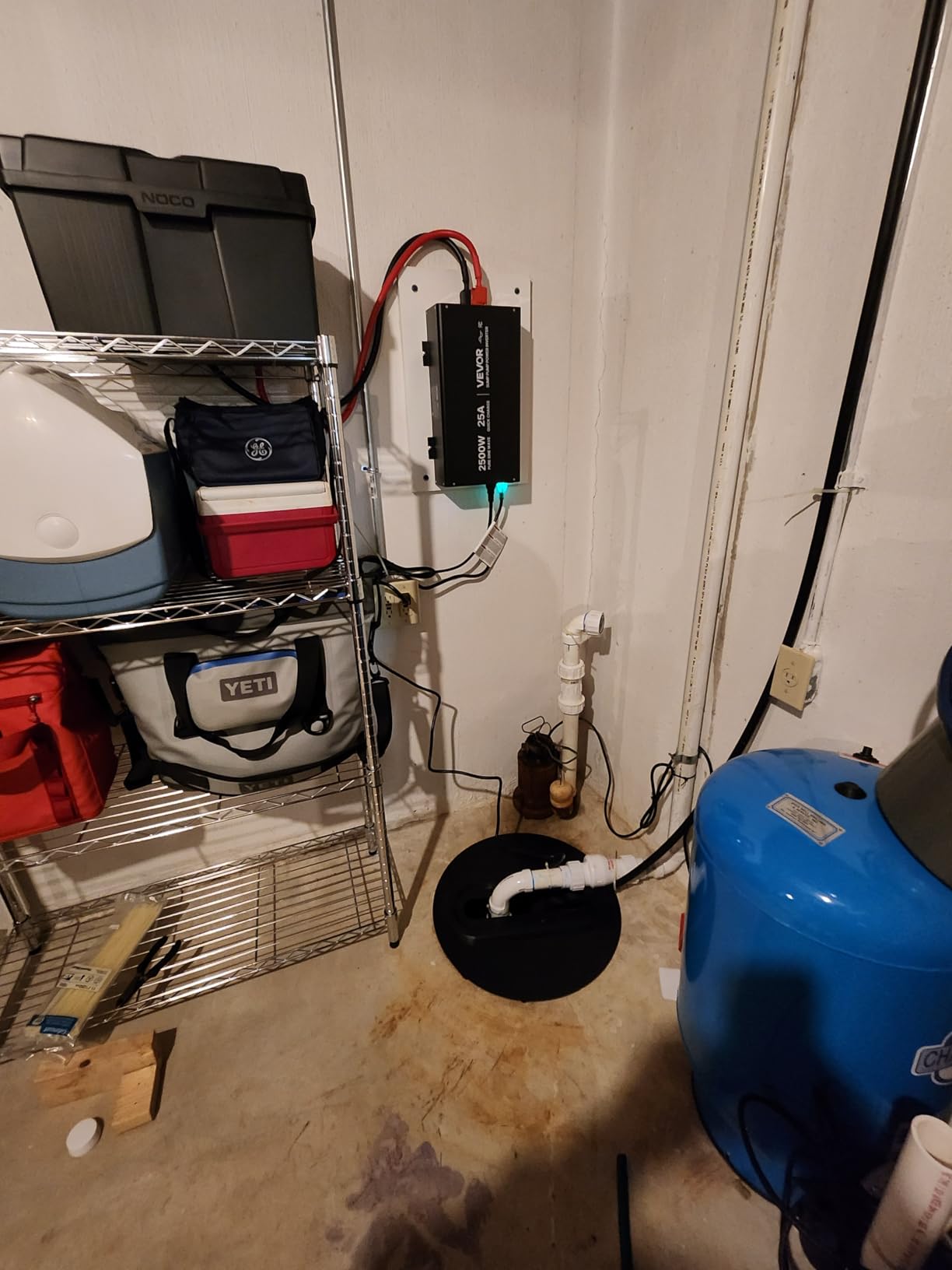 VEVOR 2500W Sump Pump Battery Backup System, LCD Display, Auto Switches to Battery Inverter Power for Sump Pump, Pure Sine Wave, for Basement Protection Emergency and Power Outage, Battery Not Include customer photo 1